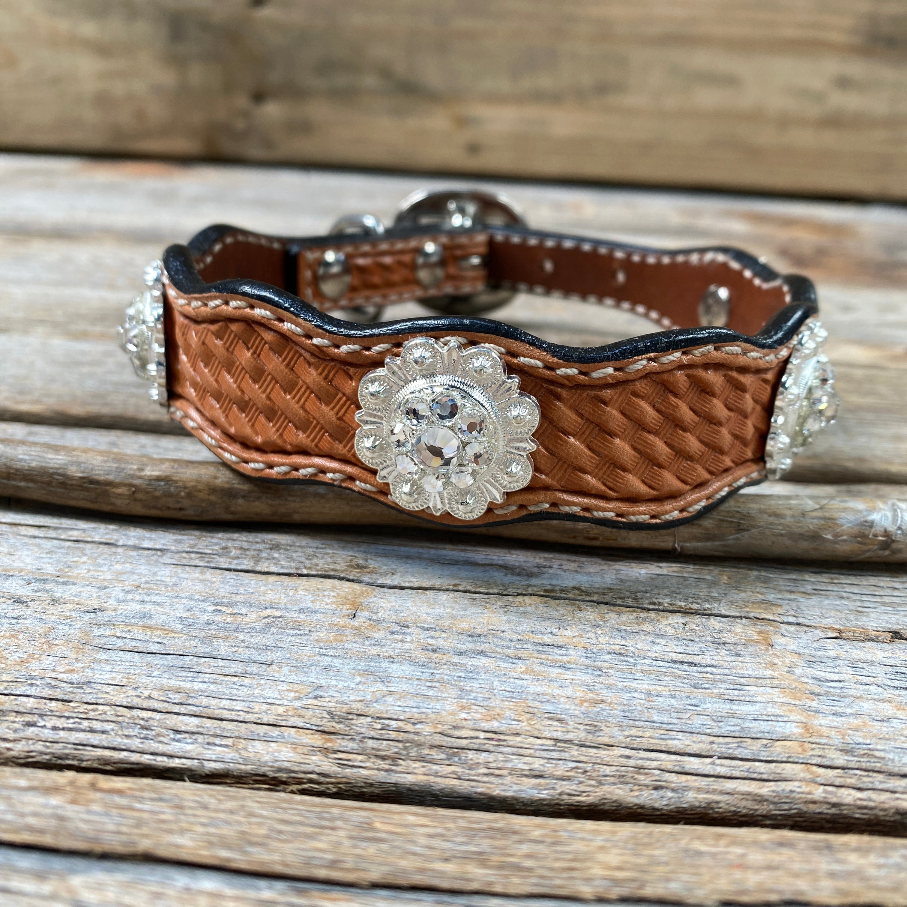 Leather Dog Collar With Bright Silver Clear Conchos 10