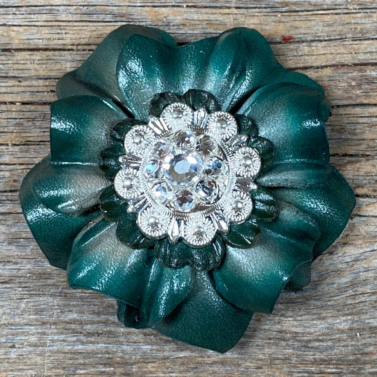 Green Carnation Flower With Bright Silver Clear 1