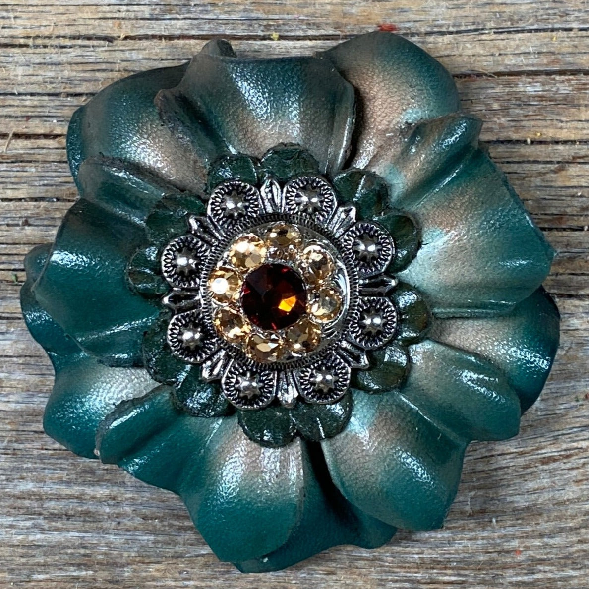 Green Carnation Flower With Antique Silver Topaz, Champagne 1" Concho