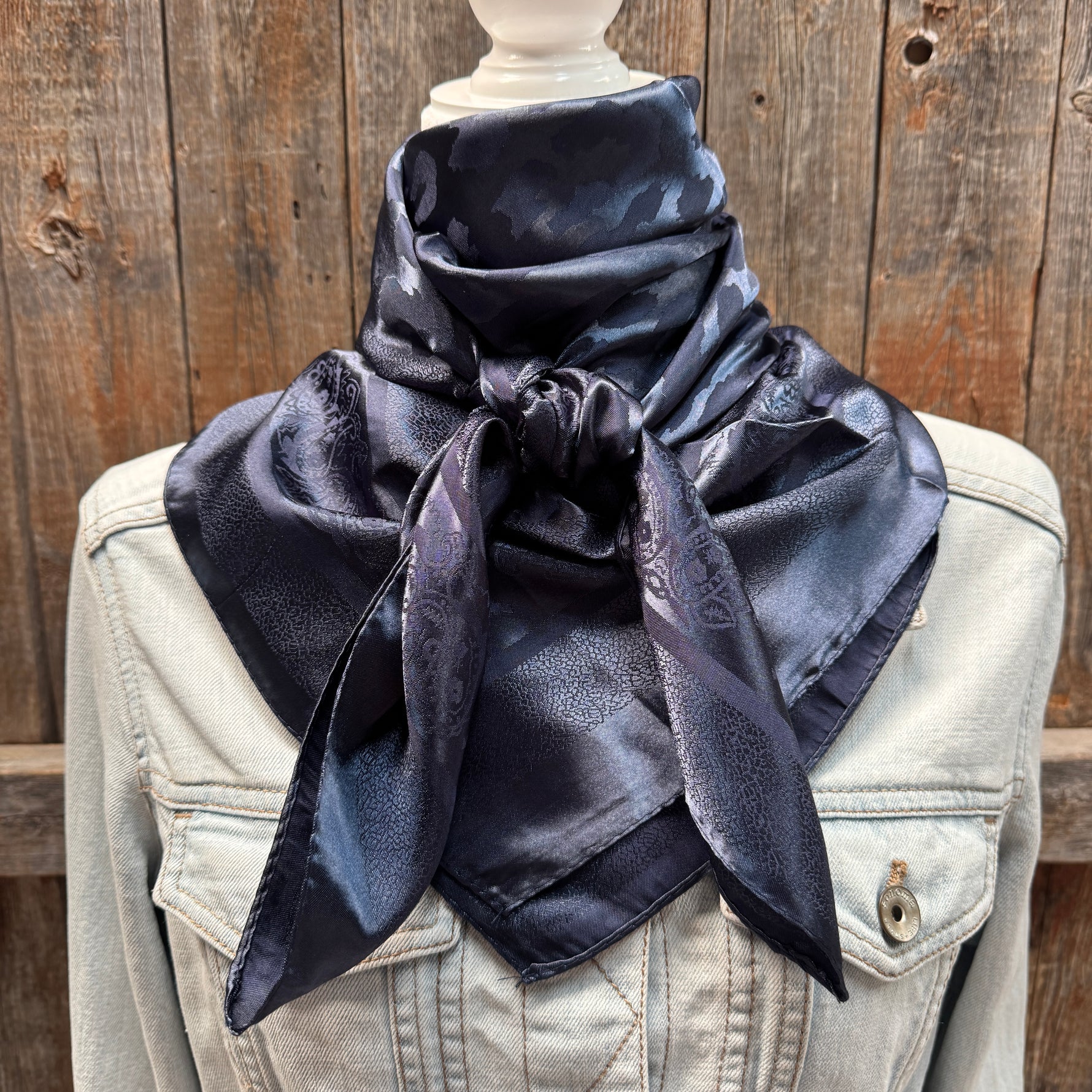 35X35" Navy Jacquard Wild Rag / Scarf WR4089