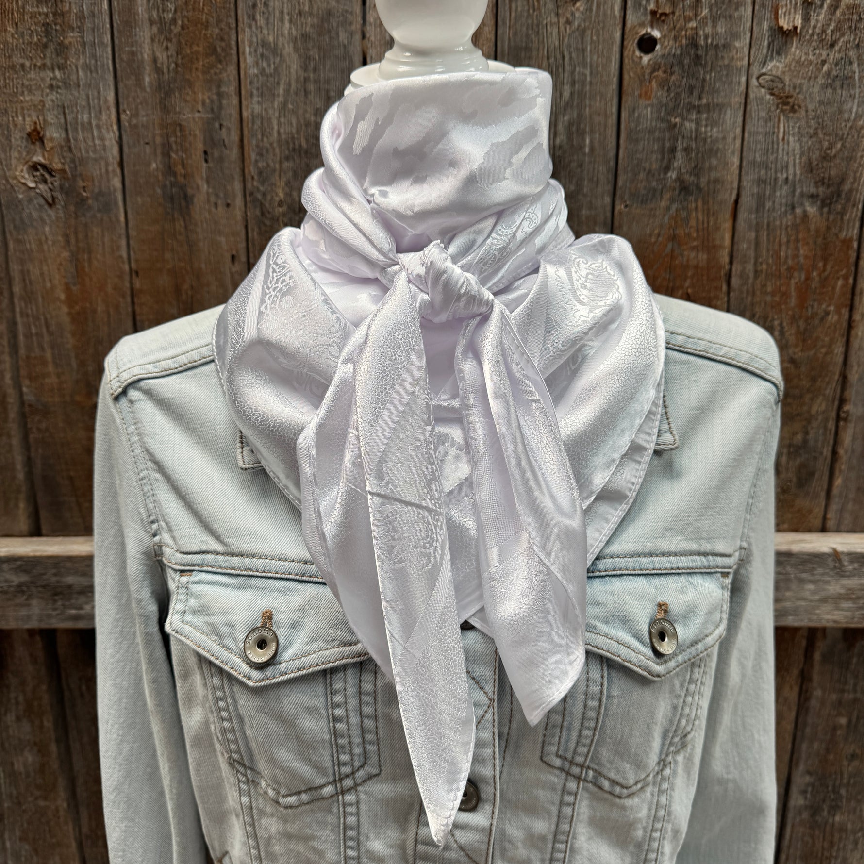 35X35" White Jacquard Wild Rag / Scarf WR4090