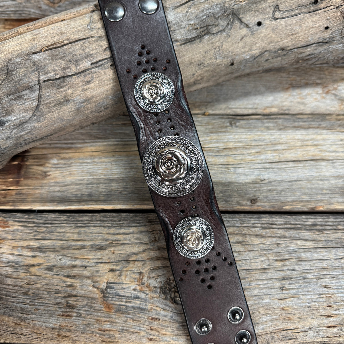 Antique Silver Flower Western Bracelet LB111