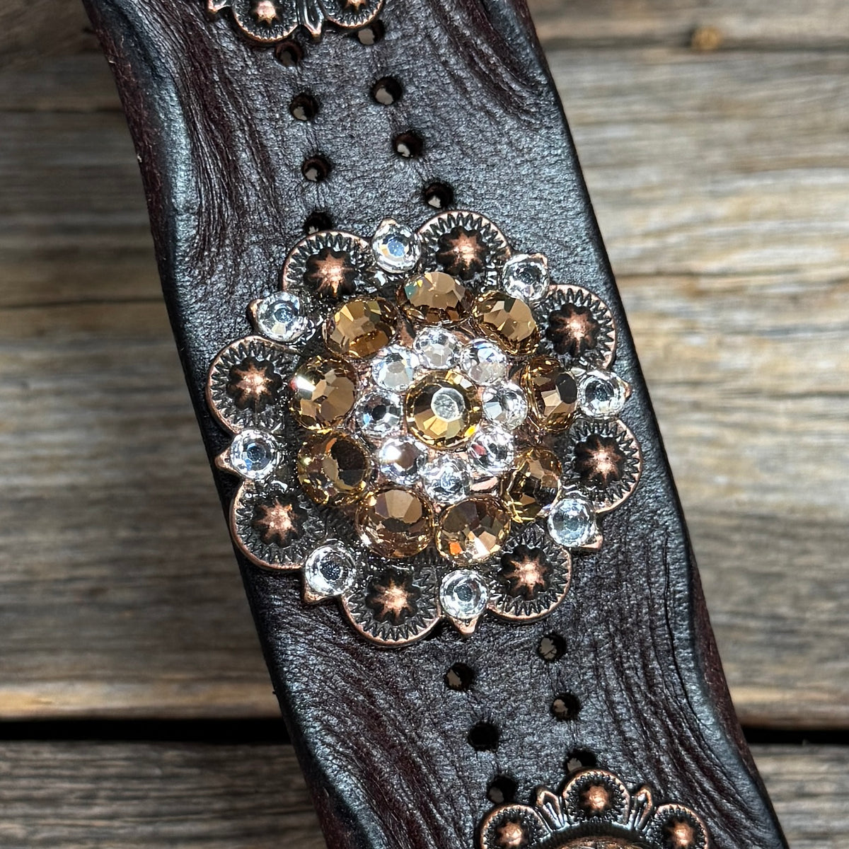 Champagne and Clear Leather Bracelet LB113
