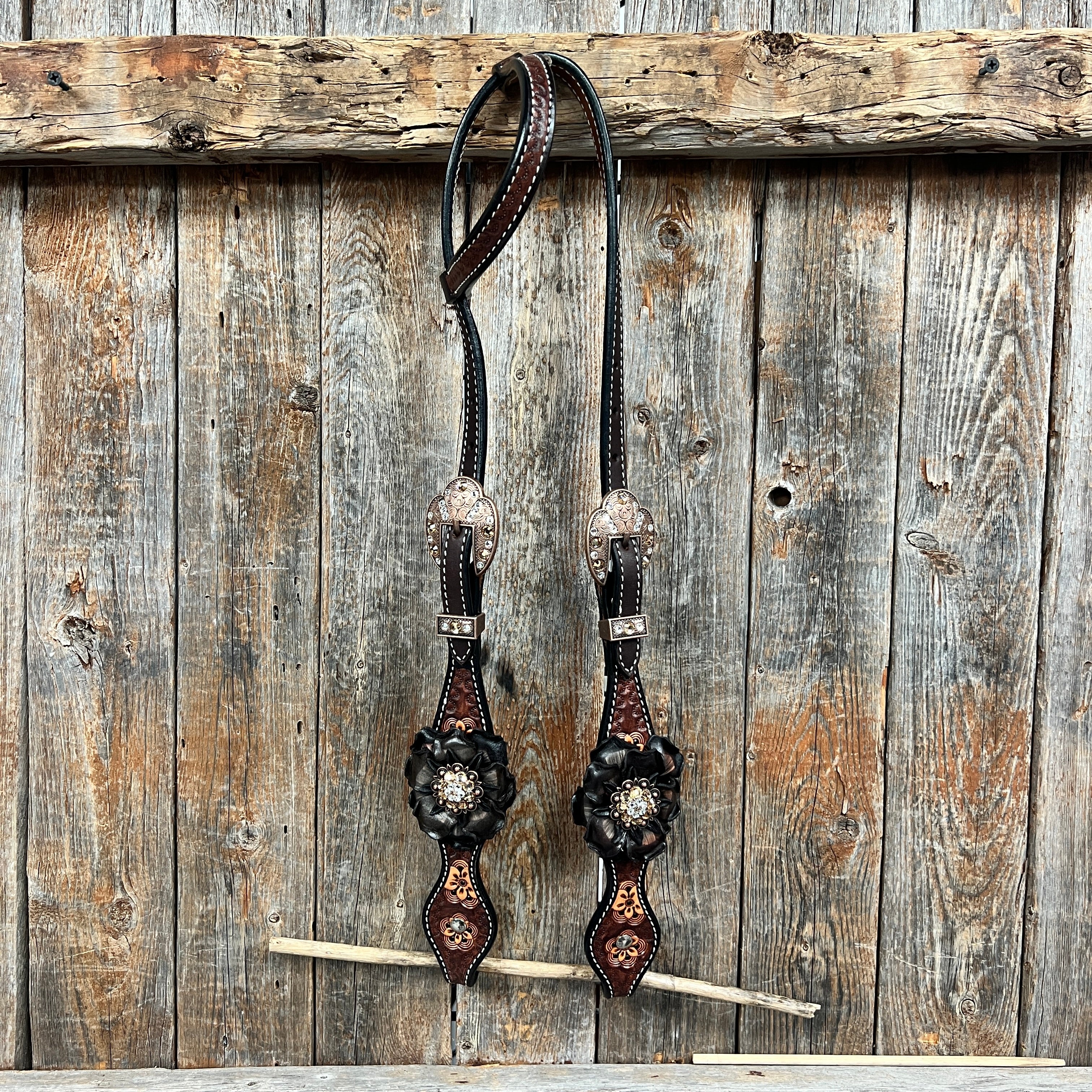 Flower Power Black - Champagne Browband/One Ear Headstall & Breastcollar Tack Set #BBBC605