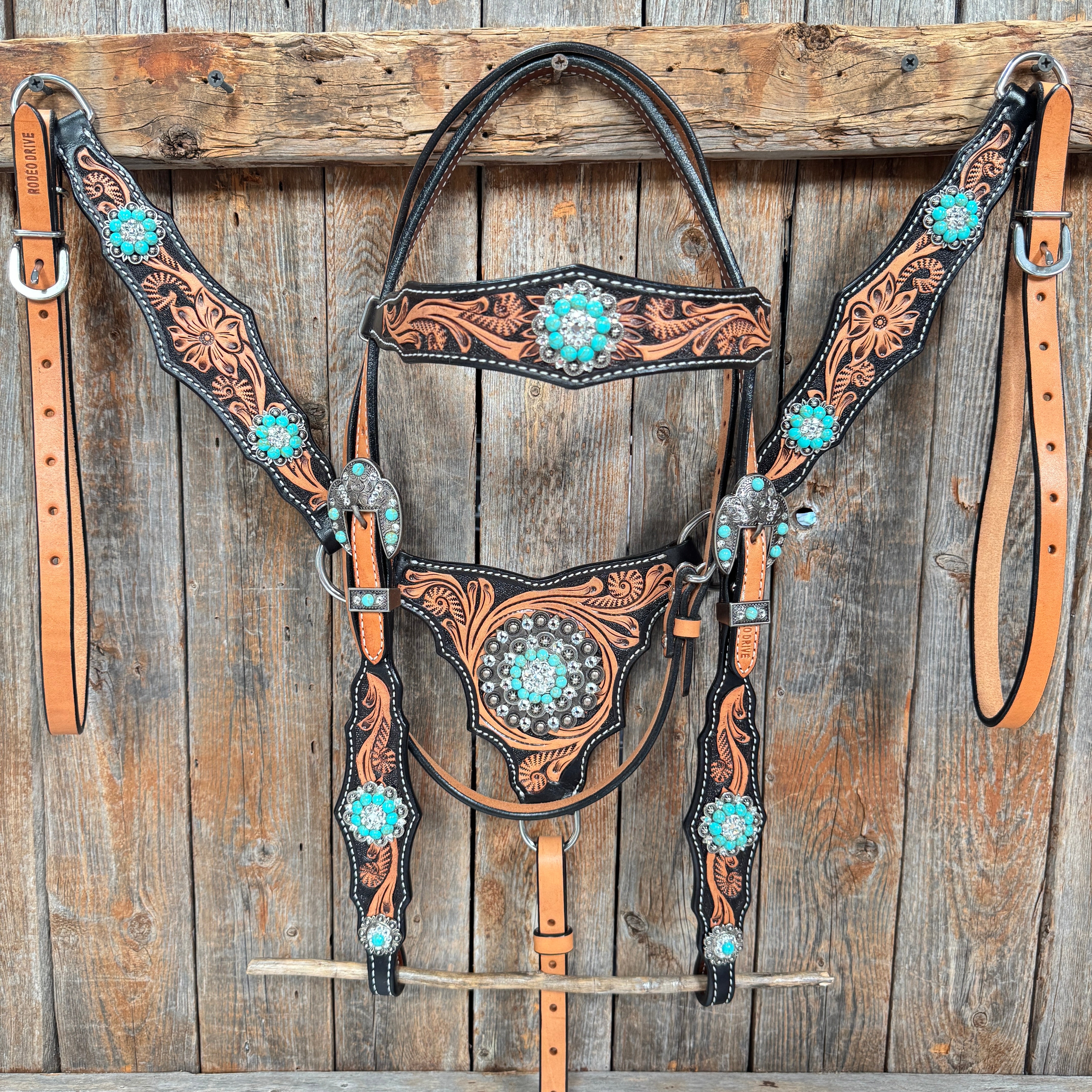 Two Tone Floral Triangle Turquoise and Clear Browband/One Ear - Triangle/Gladiator Breastcollar Tack Set #OEBC509