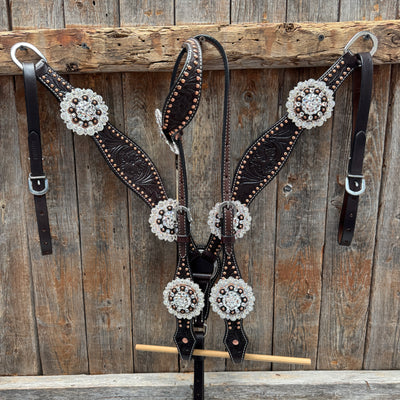 ONE EAR TACK SET