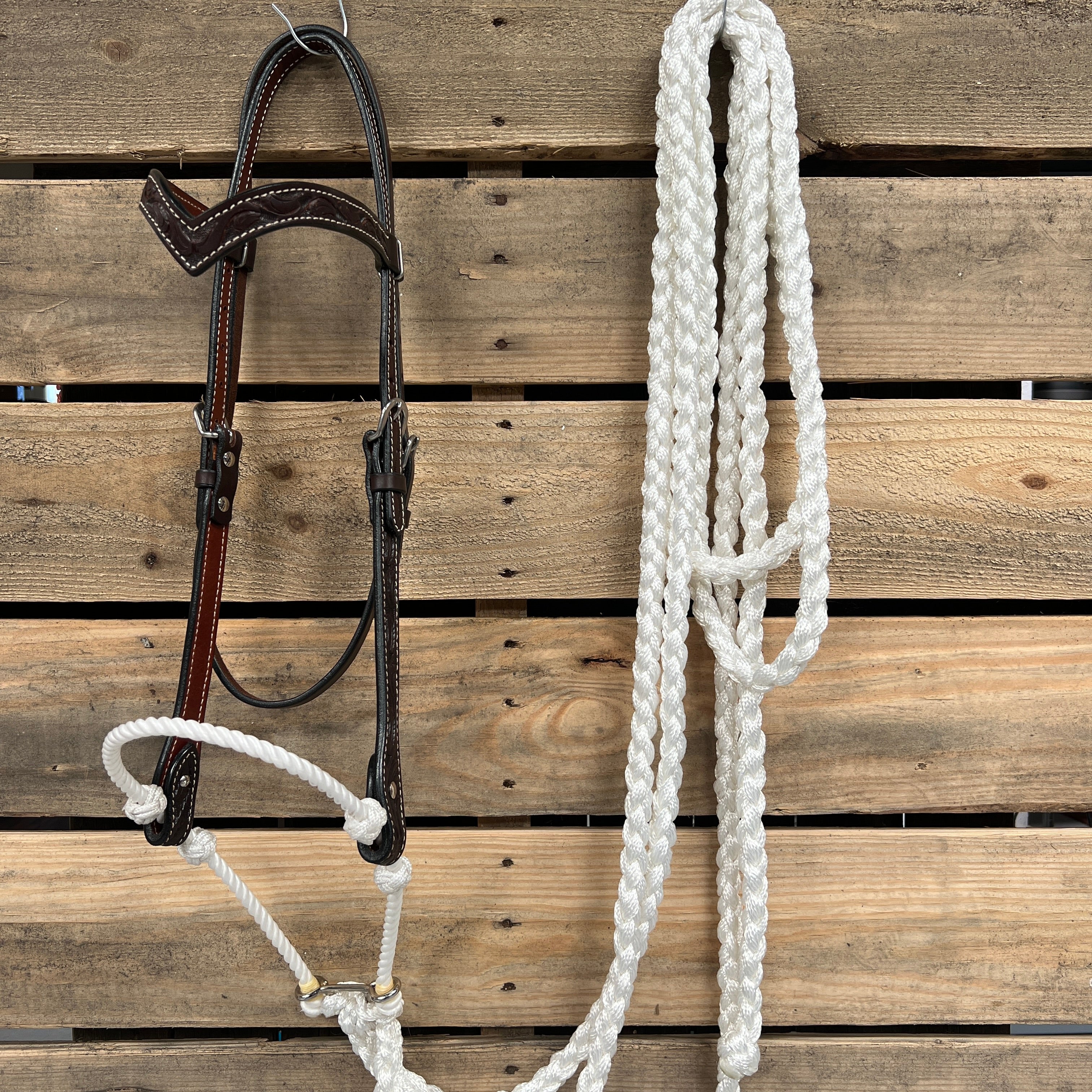 Dark Oil Floral V-Brow White Loping Hackamore #LHK029