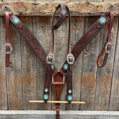 ONE EAR TACK SET