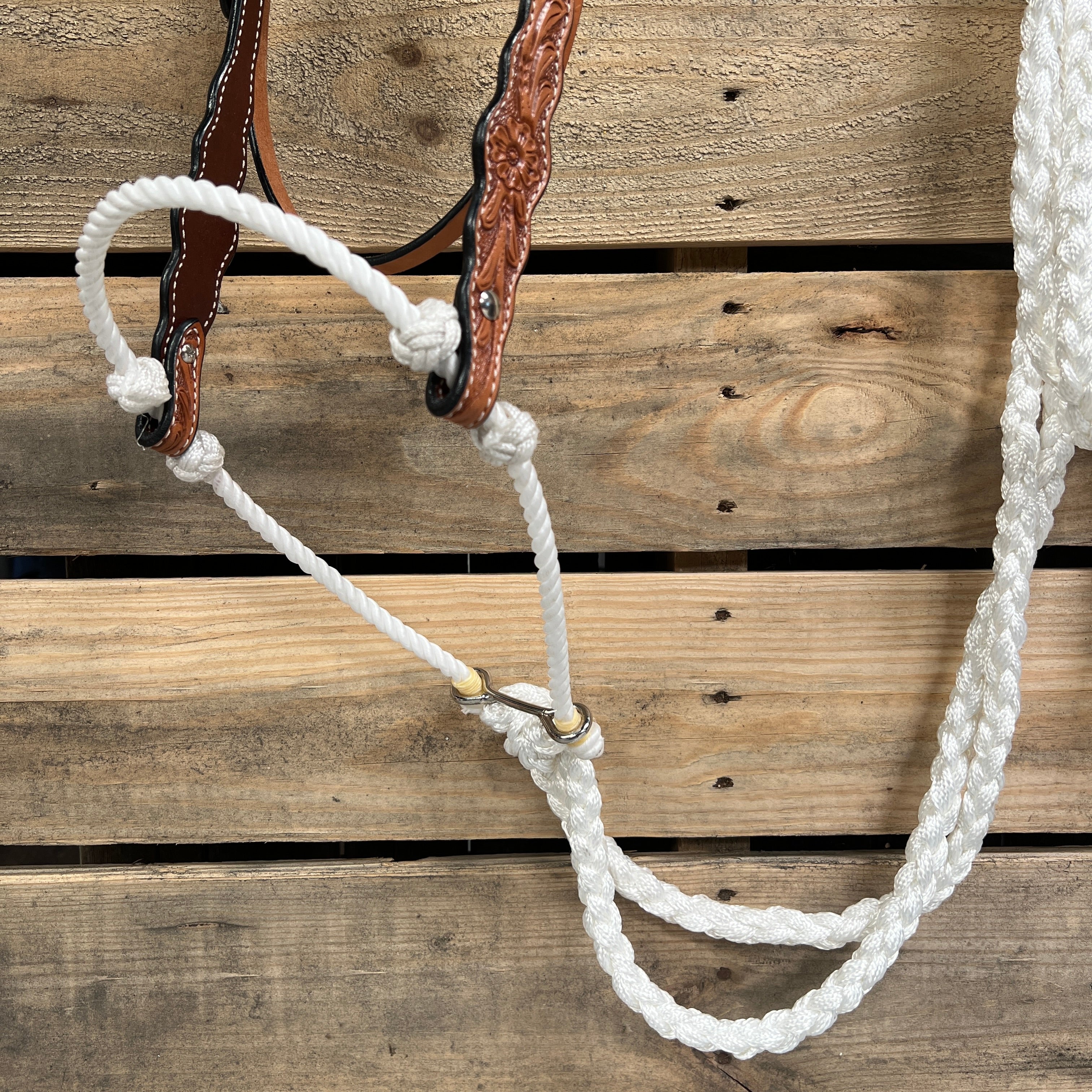 Light Oil Floral Scalloped White Loping Hackamore #LHK023