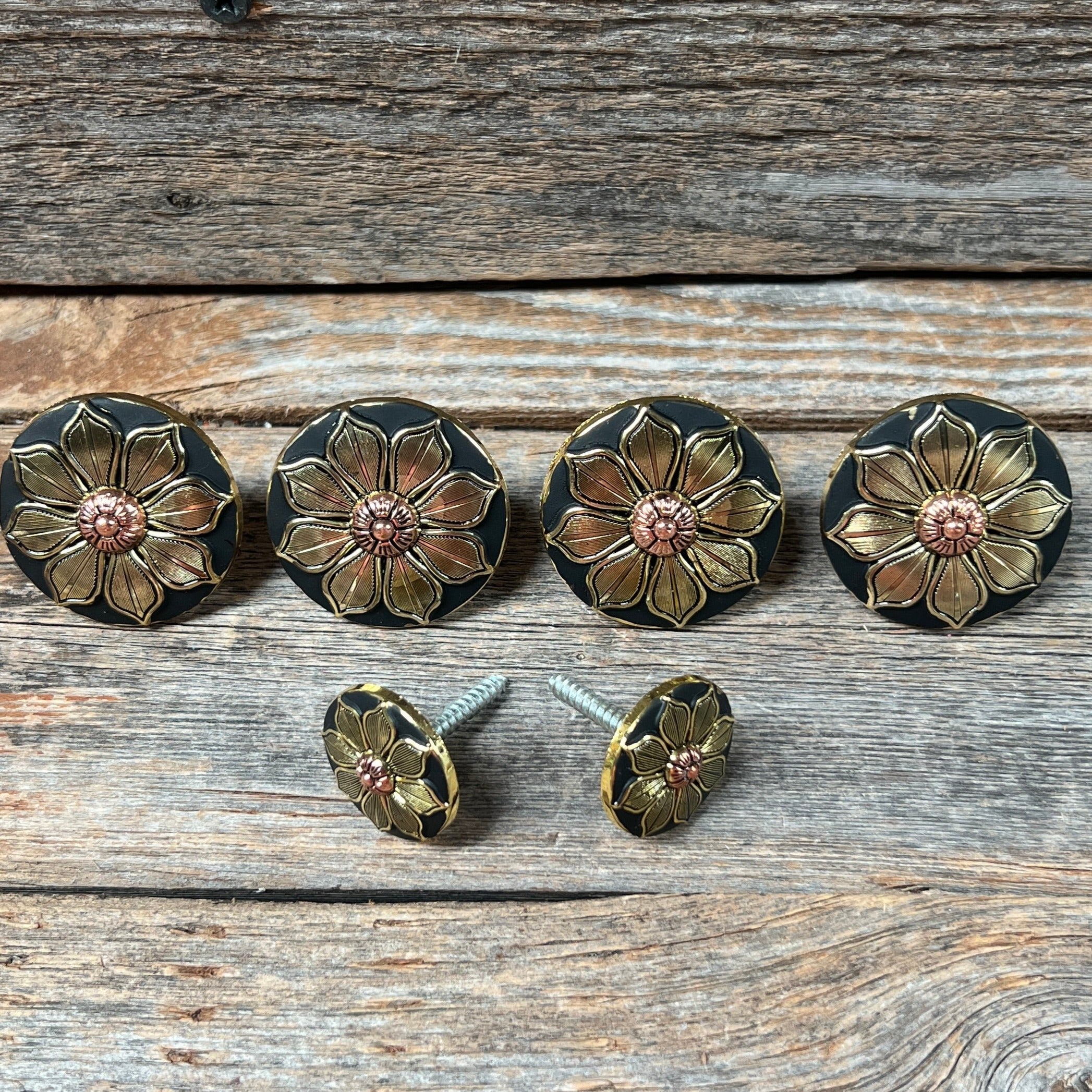 Black & Gold Sunflower Saddle Set SSW125