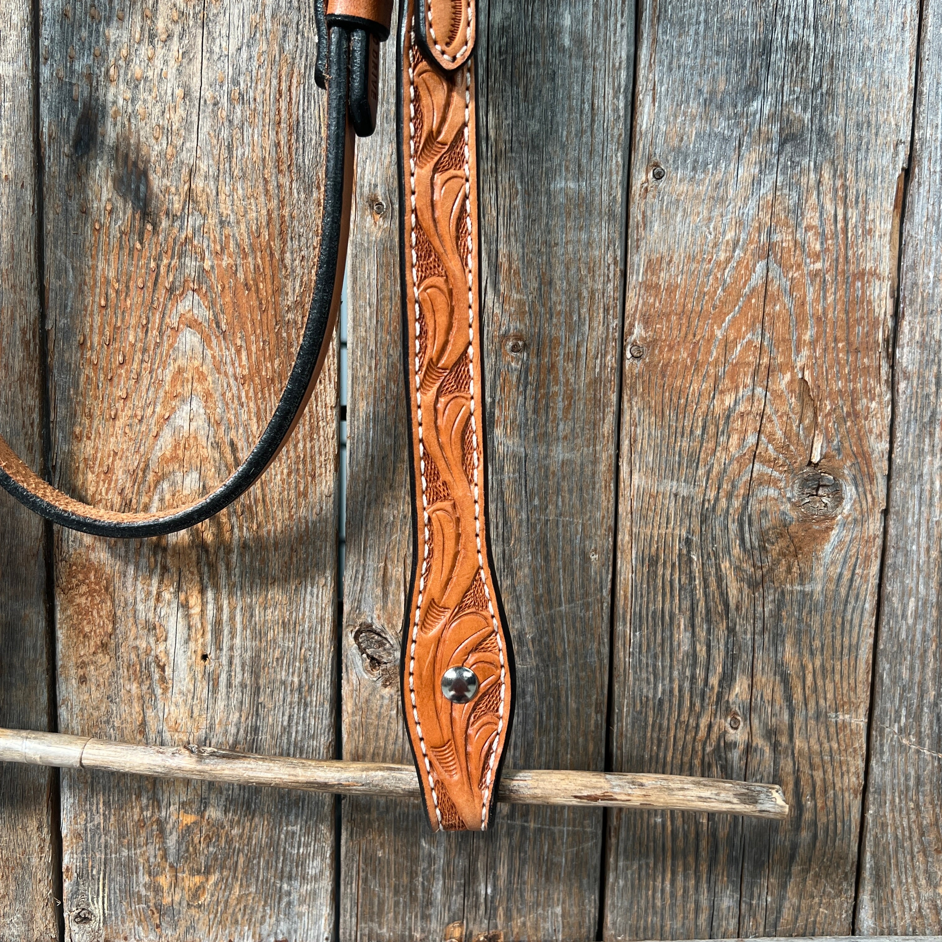 Floral V Browband Light Oil Headstall / Bridle