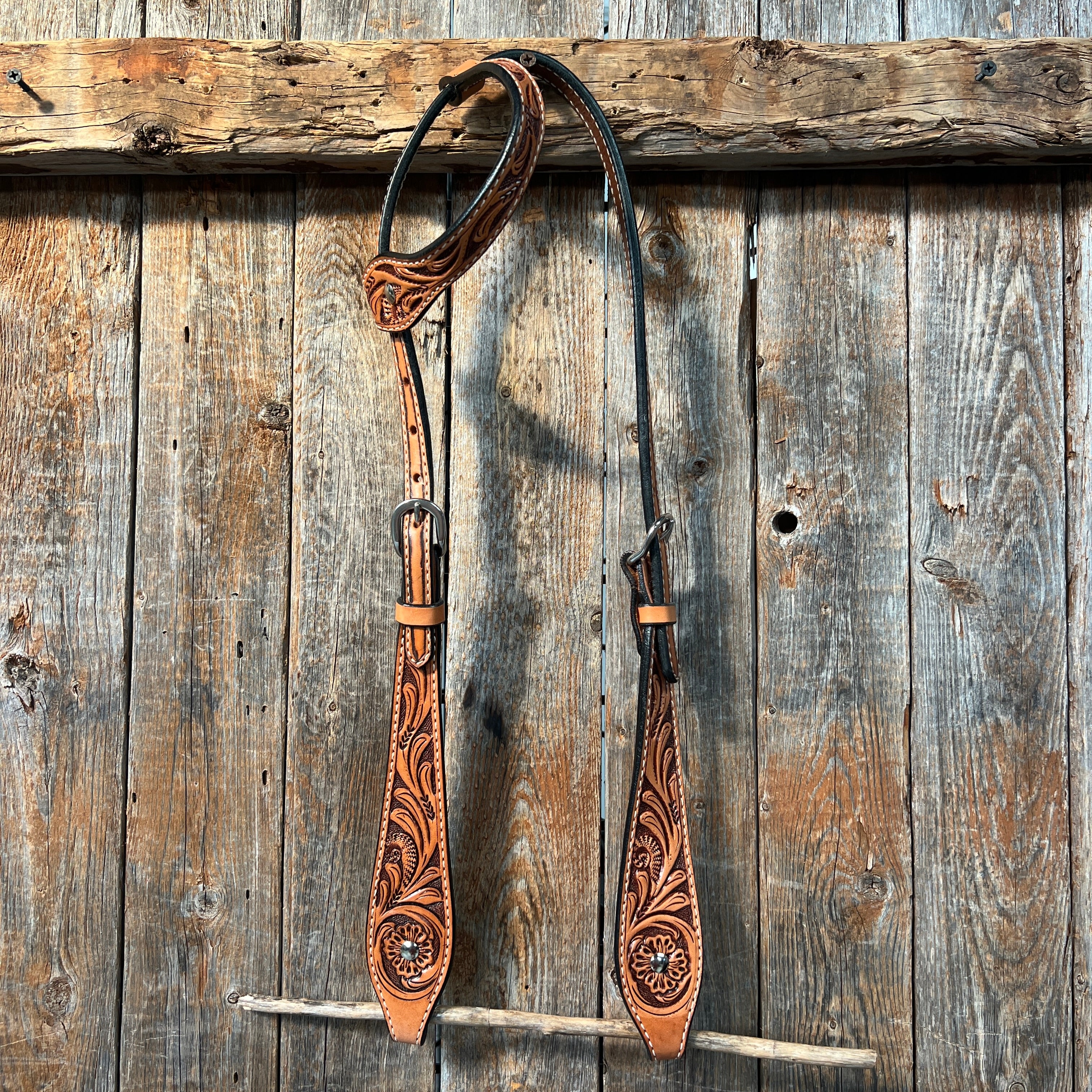 Light Oil Floral Tooled Buckaroo Style One Ear Headstall / Bridle