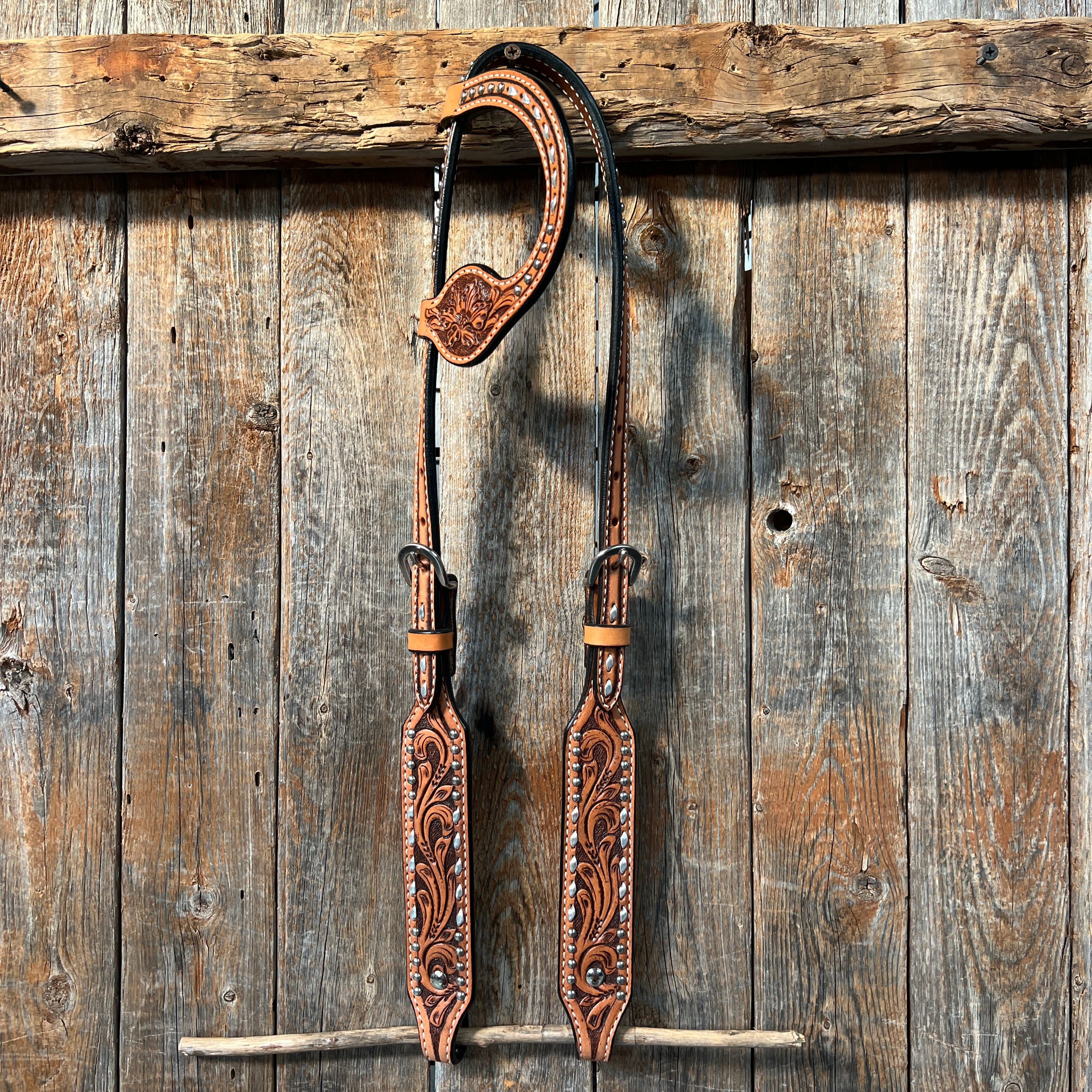 Light Oil Floral Tooled Silver Buckstitching & Dots One Ear Headstall / Bridle