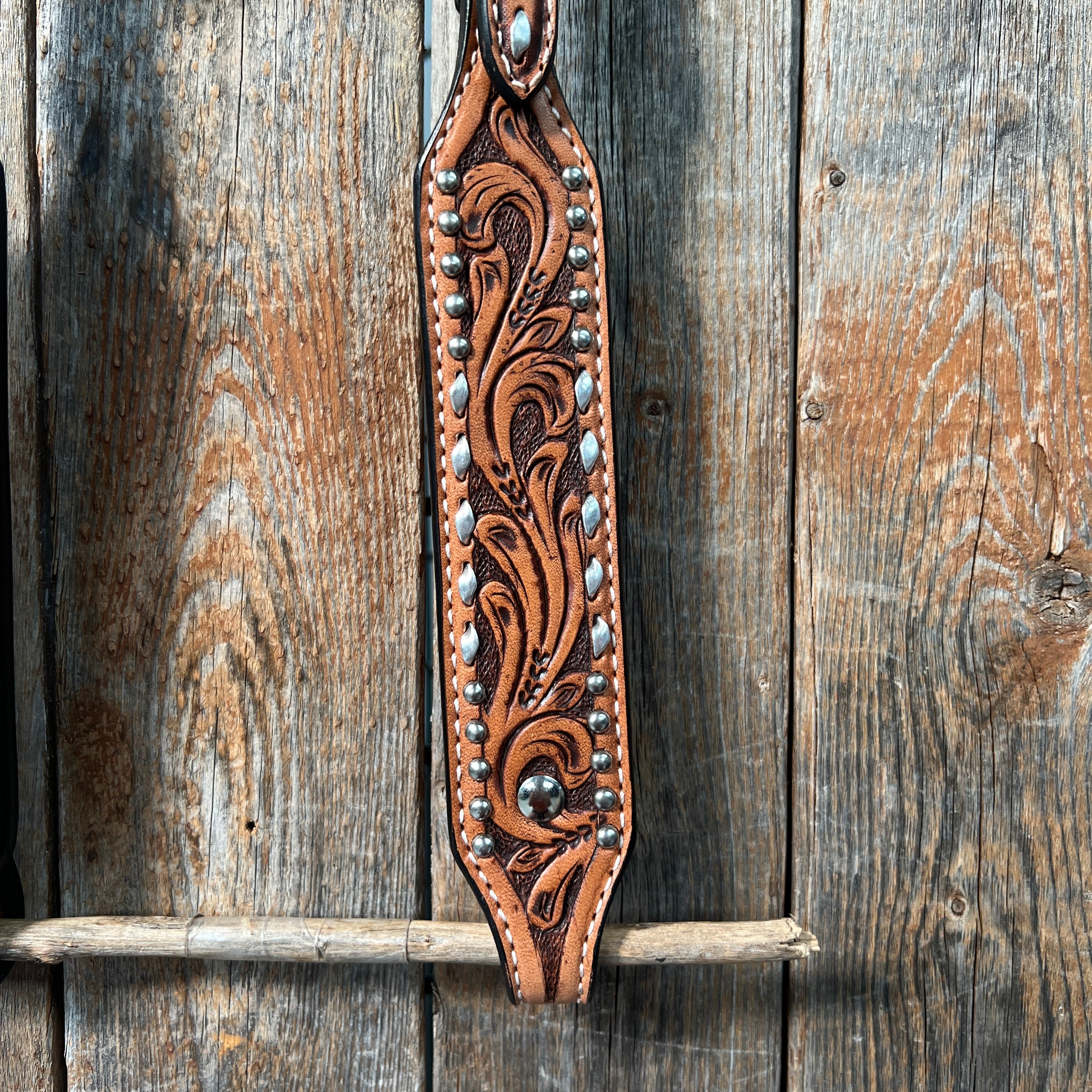 Light Oil Floral Tooled Silver Buckstitching & Dots One Ear Headstall / Bridle