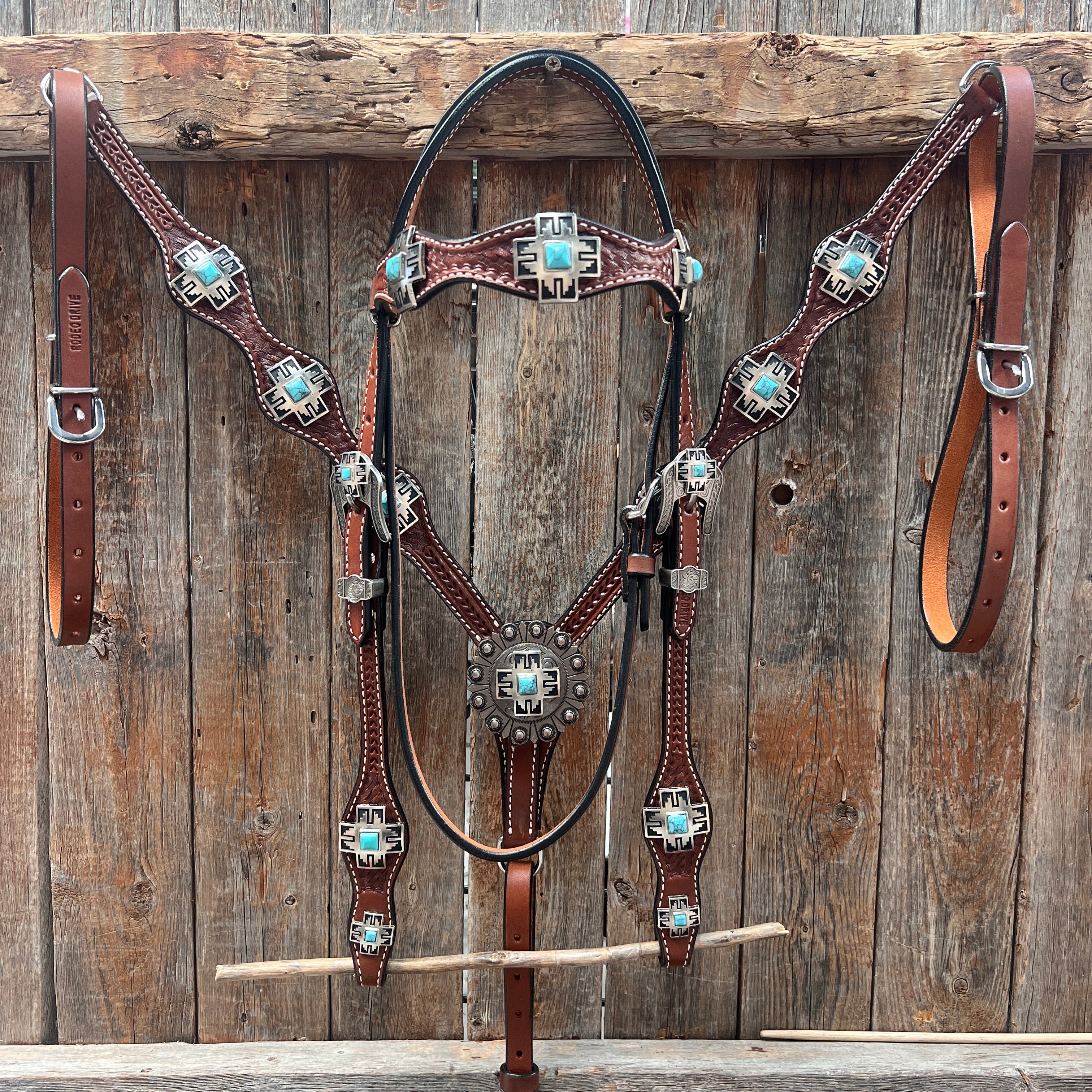 Medium Oil Turquoise Cross Browband/One Ear Headstall Breastcollar Tack Set BBBC1060