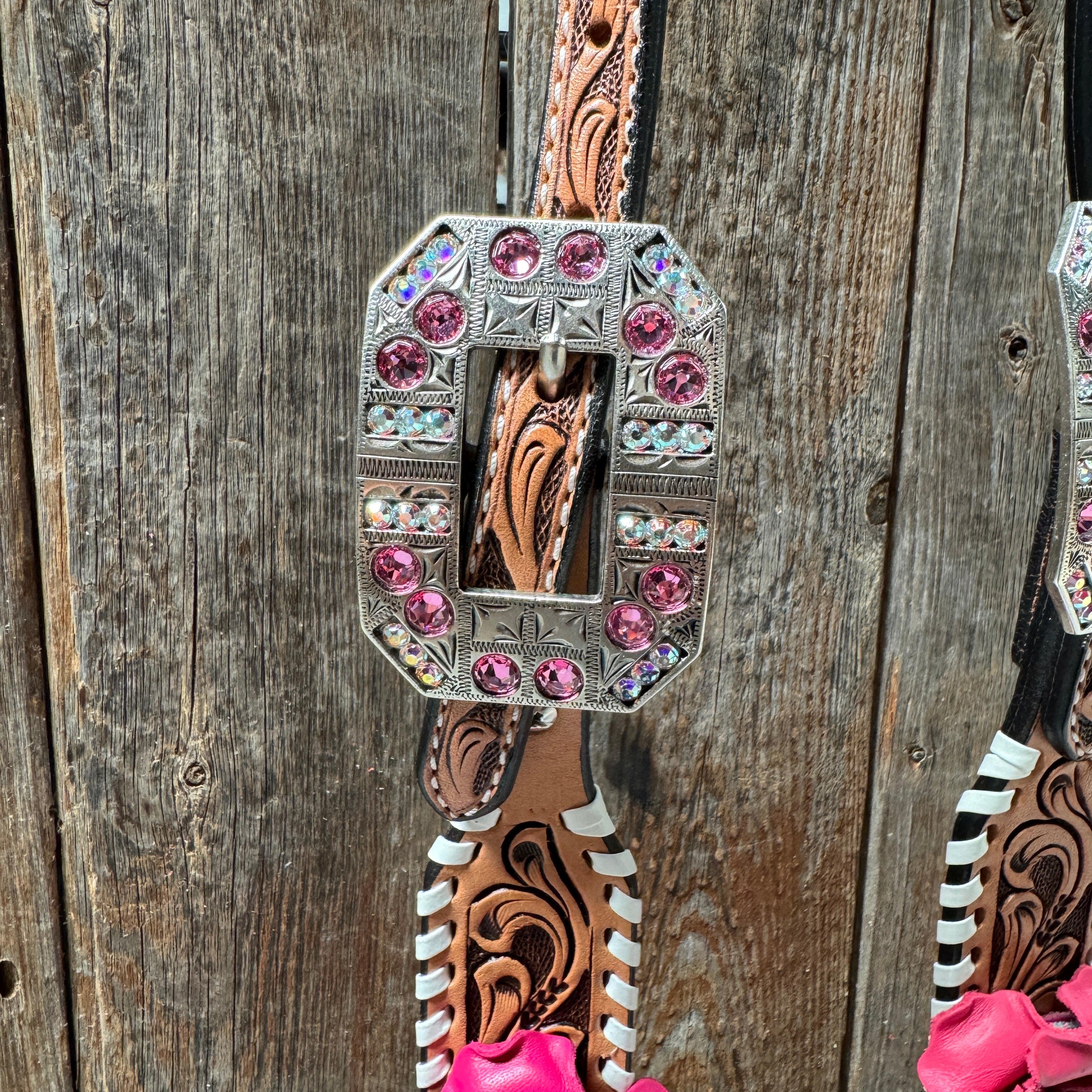 Light Oil Whipstitch Pink and White One Ear & Breastcollar Tack Set #OEBC437