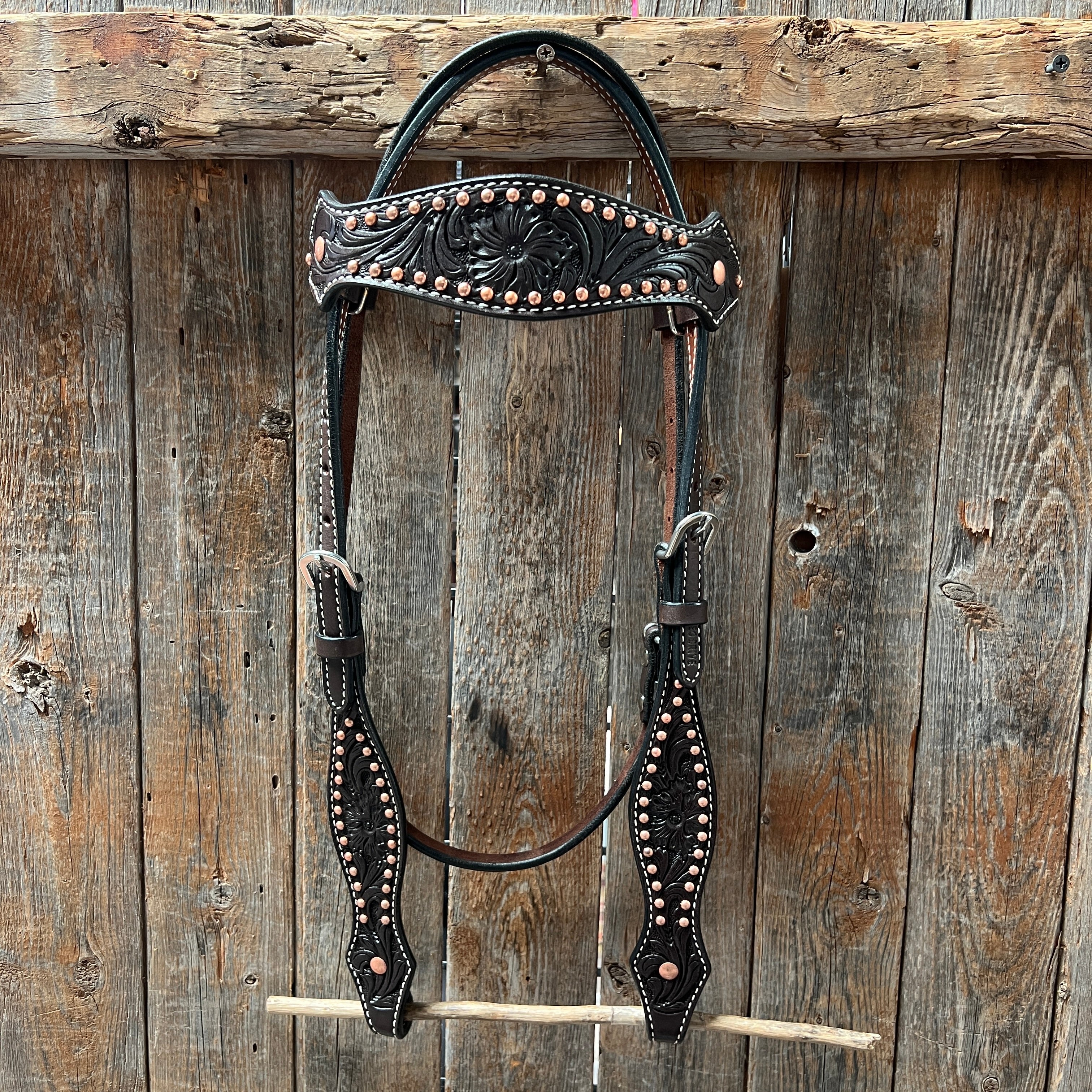 Dark Oil Floral Tooled with Copper Dots Tack Sets