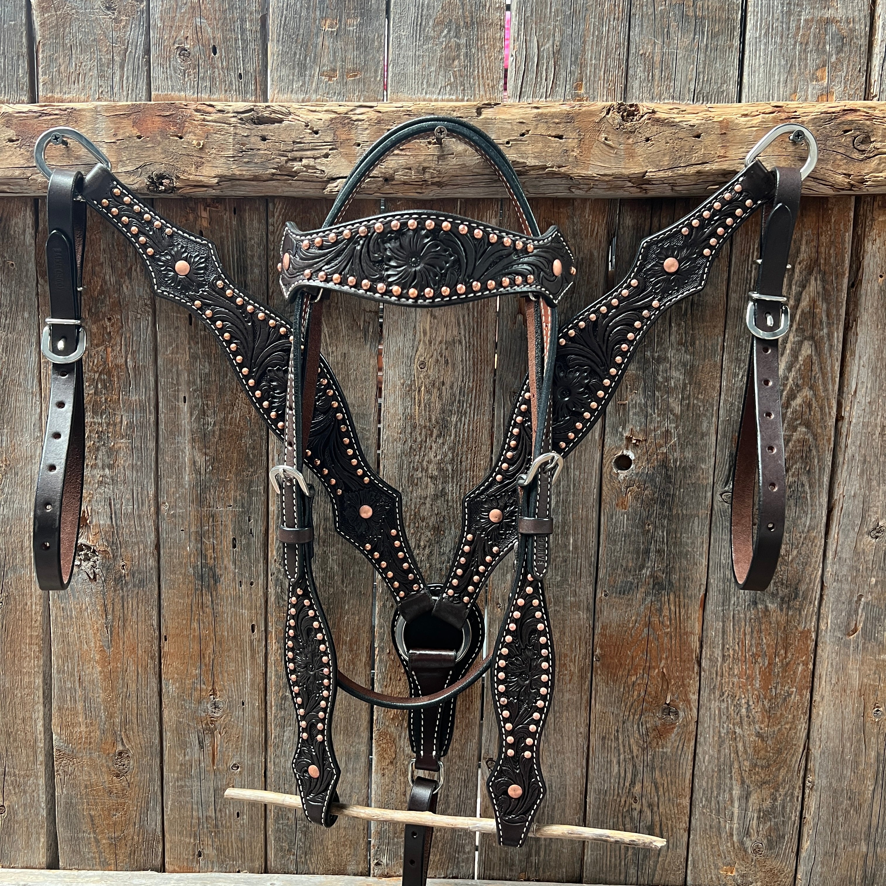 Dark Oil Floral Tooled with Copper Dots Tack Sets