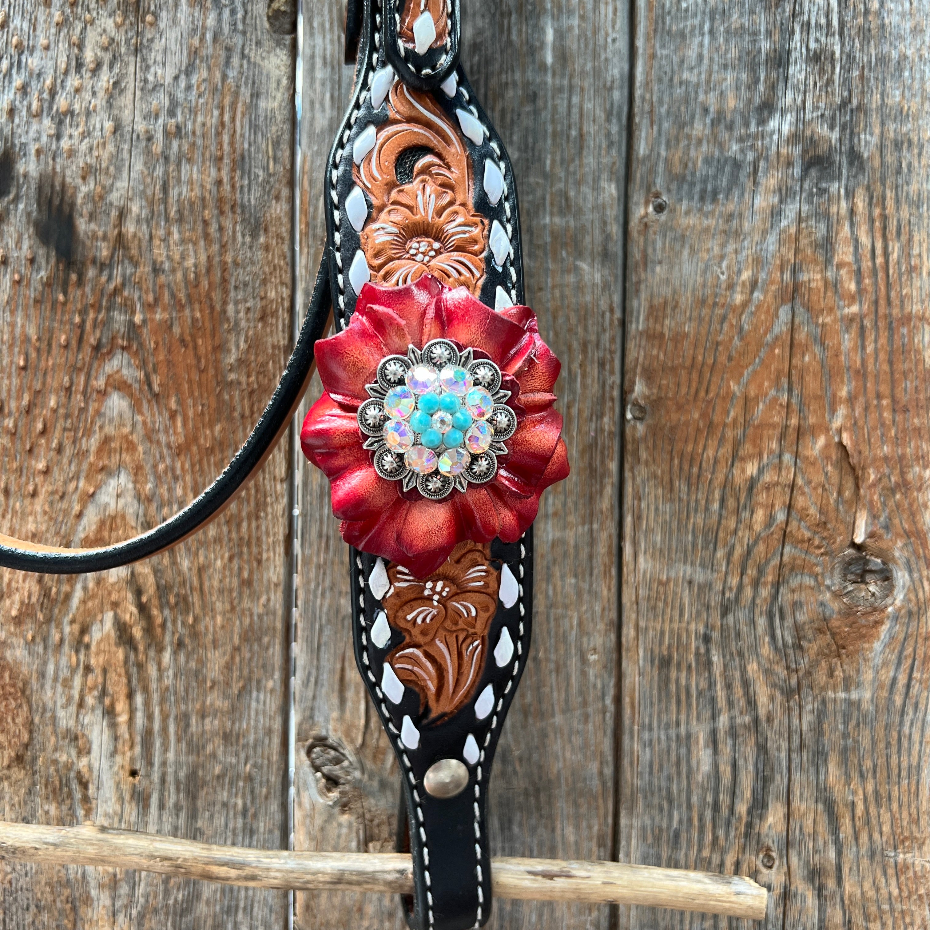 Classic Red and Turquoise Browband / One Ear Tack Set #BBBC436