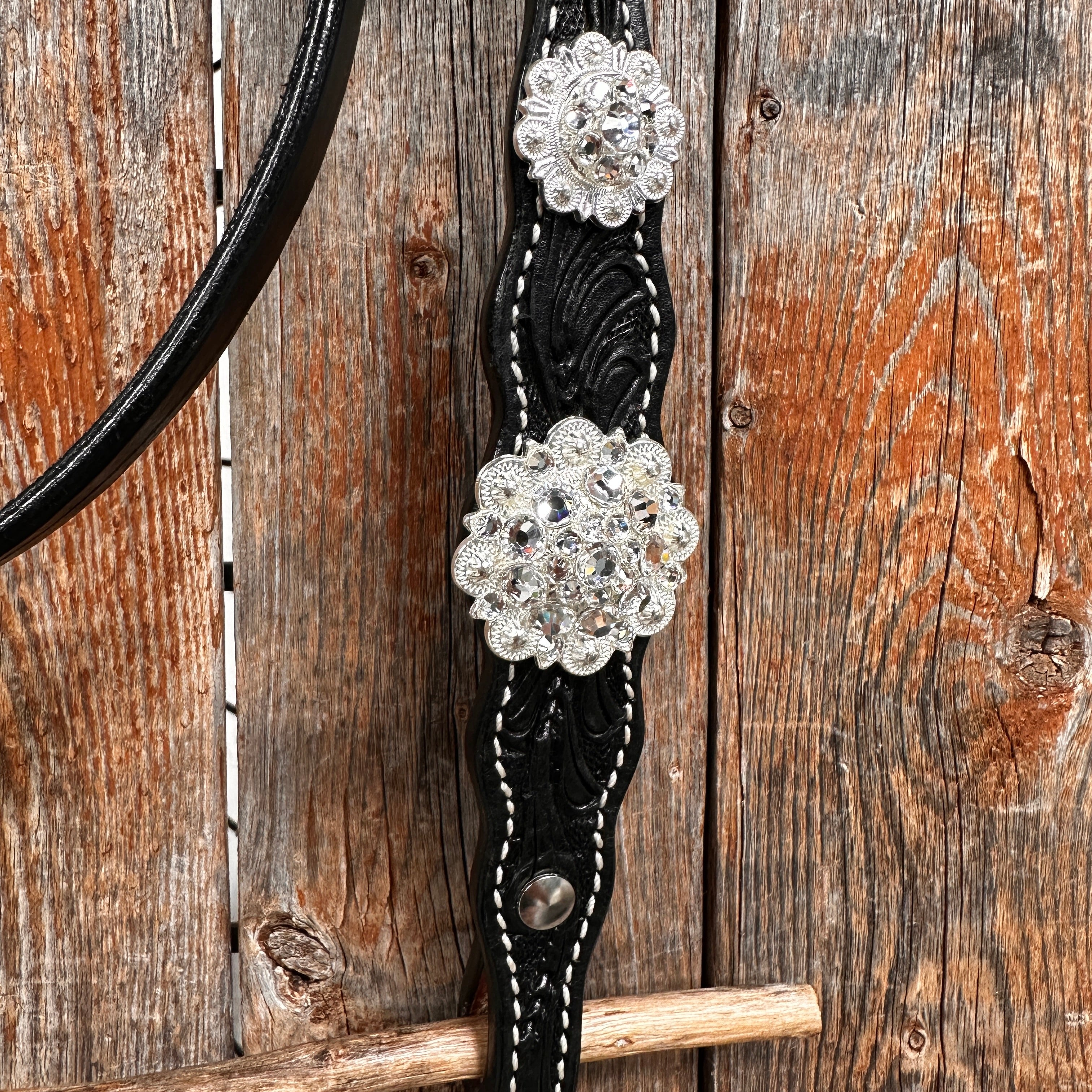 Black Floral Bright Clear Browband / One Ear Tack Set #BBBC599