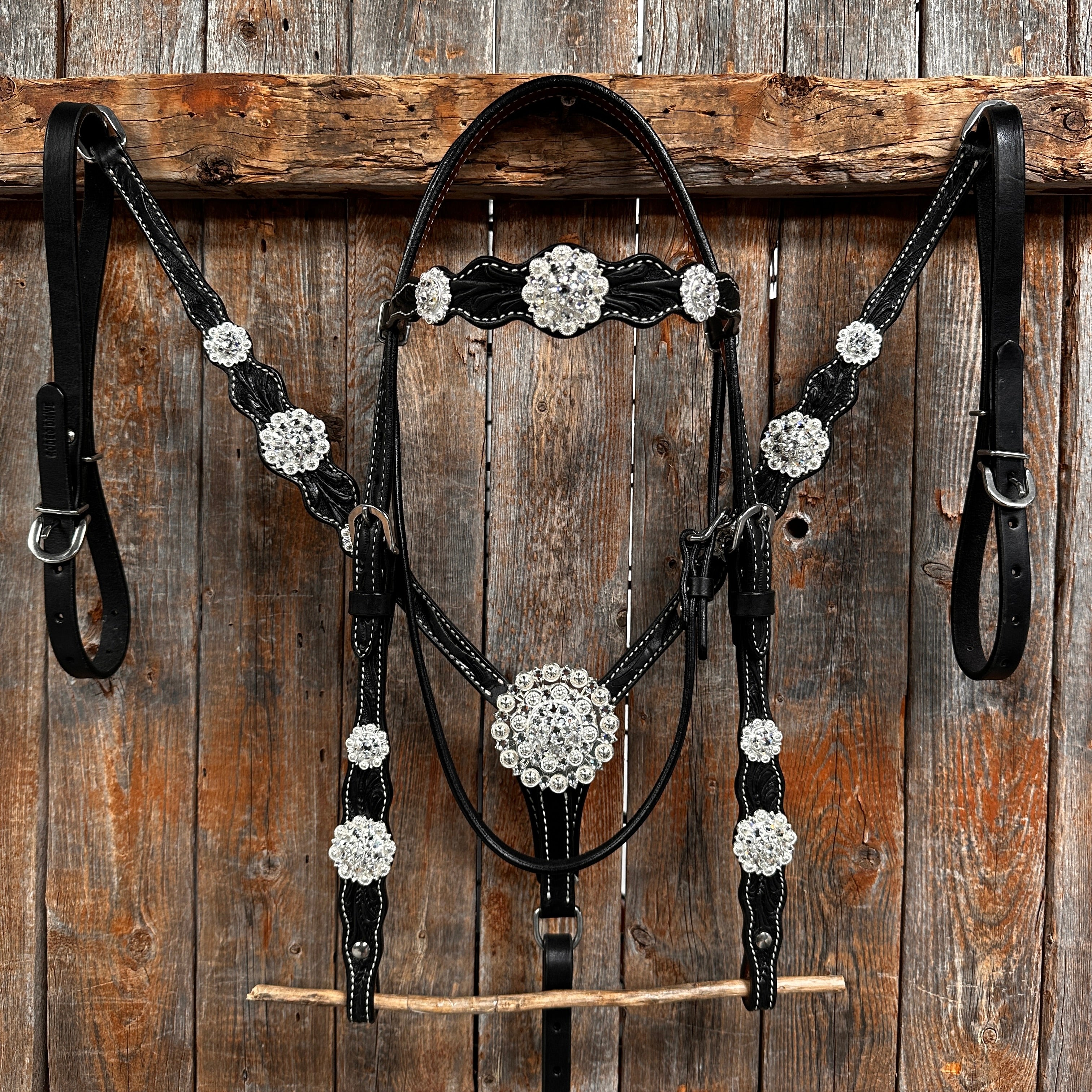 Black Floral Bright Clear Browband / One Ear Tack Set #BBBC599