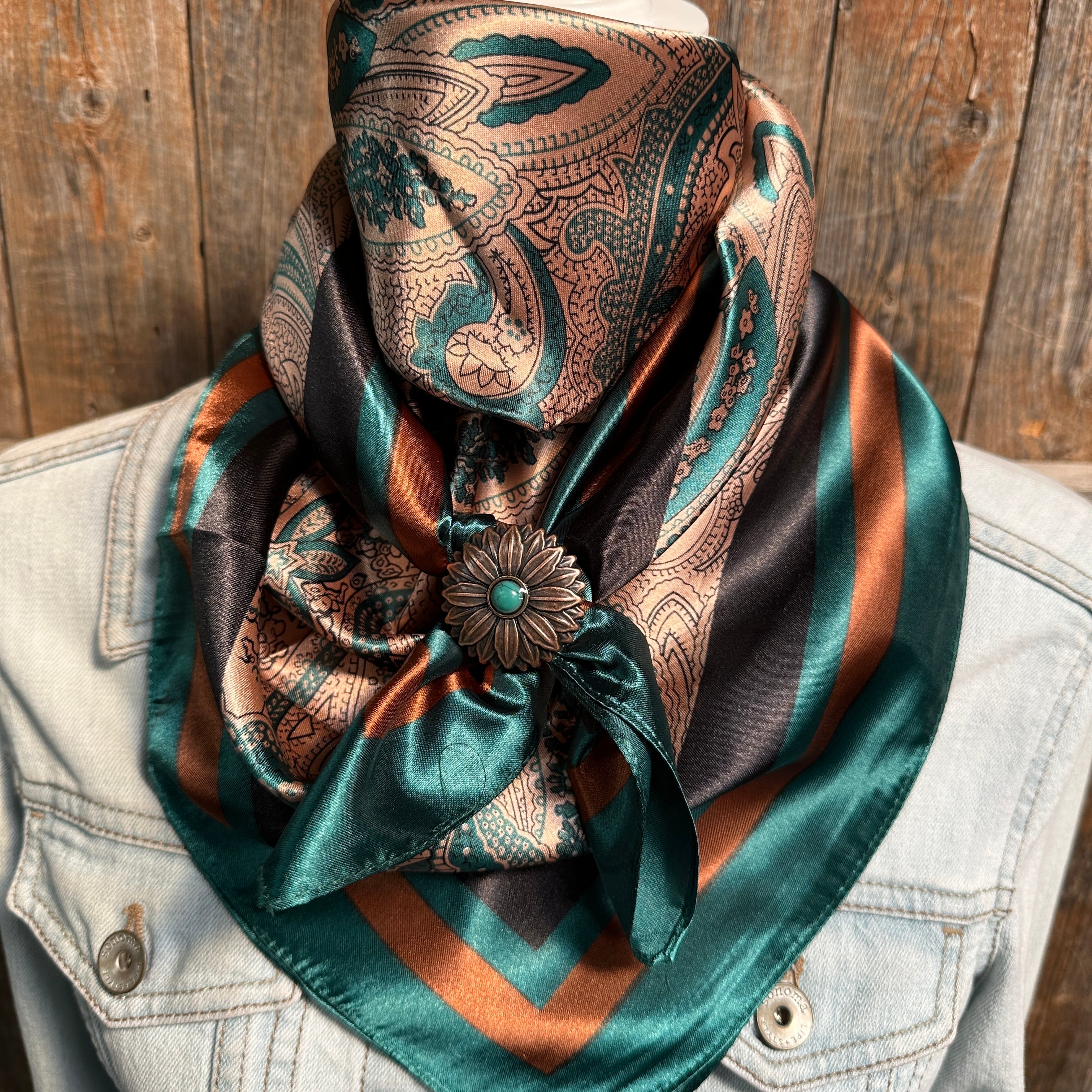 35X35" Emerald and Tan Paisley Wild Rag / Scarf -W132L Slide WRC1004B
