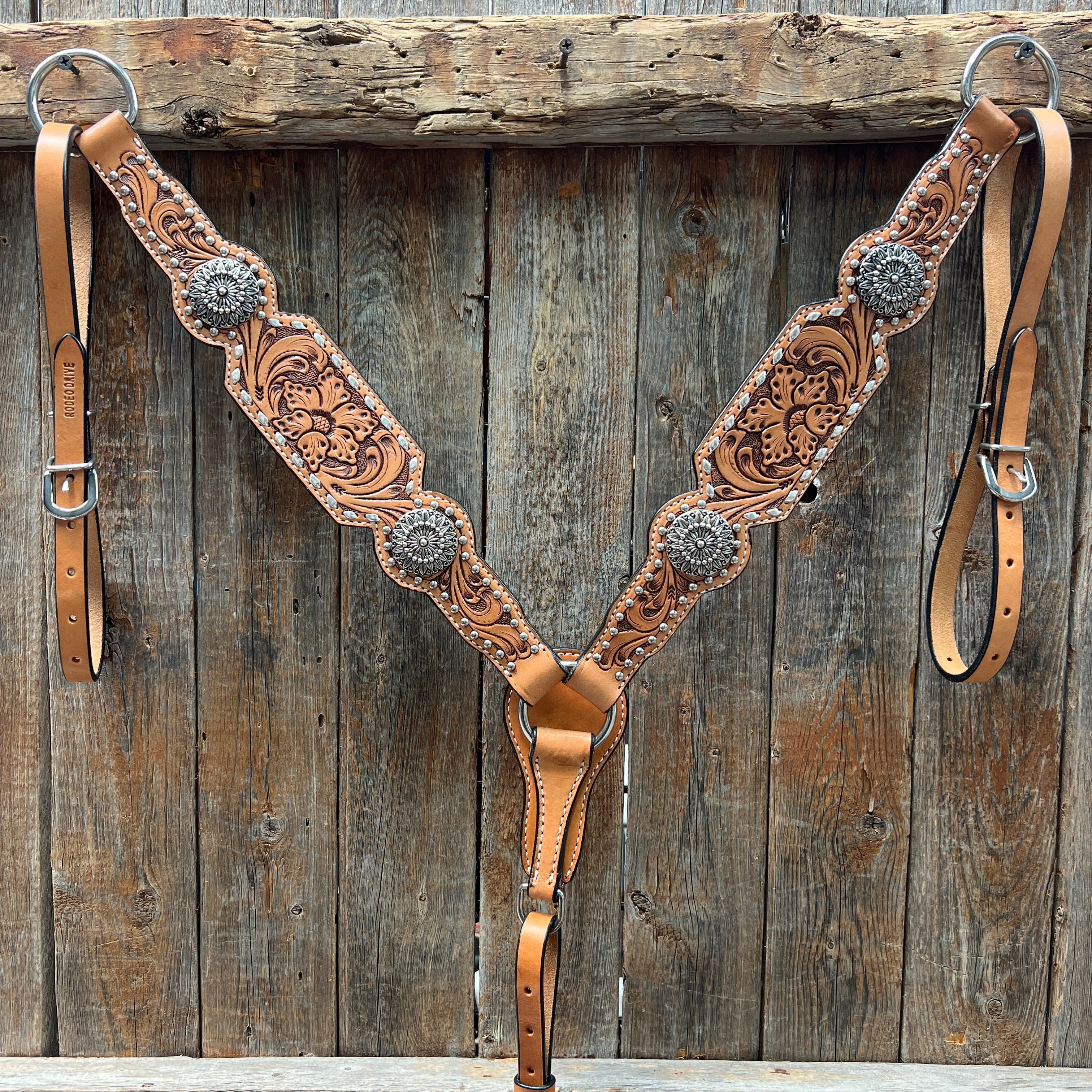 Silver Buckstitch and Pinwheel Browband/One Ear and Breastcollar Tack Set #BBBC630