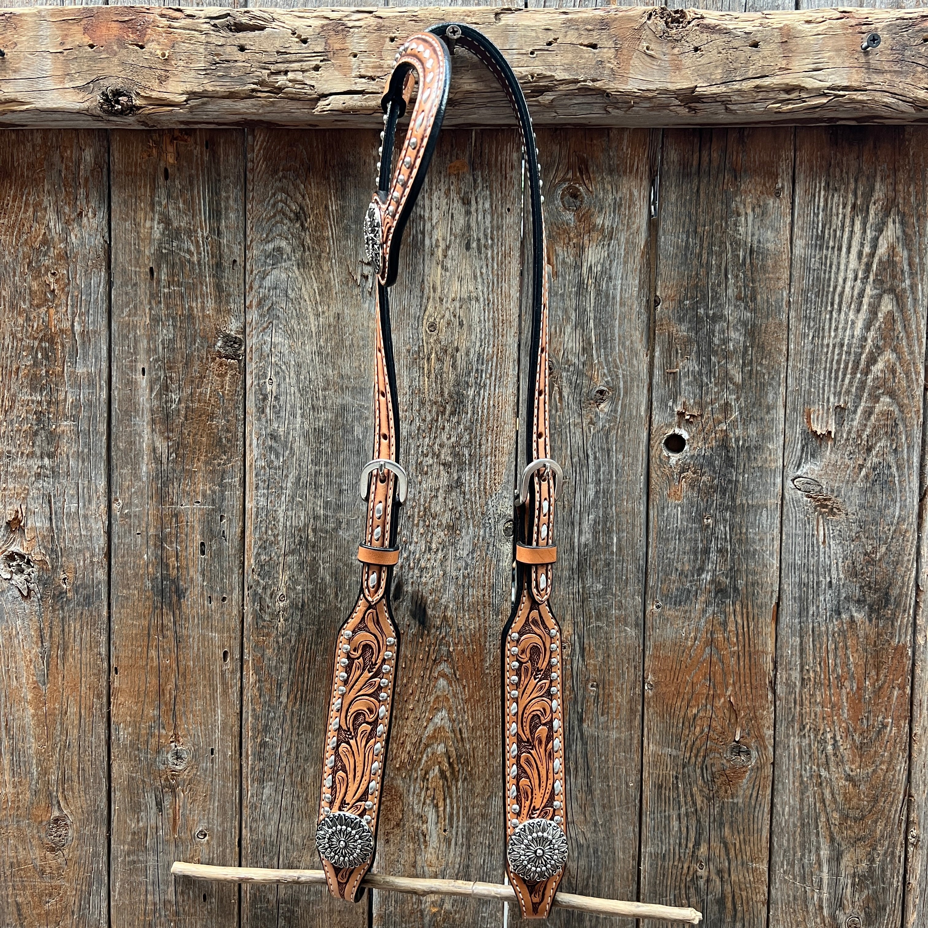 Silver Buckstitch and Pinwheel Browband/One Ear and Breastcollar Tack Set #BBBC630