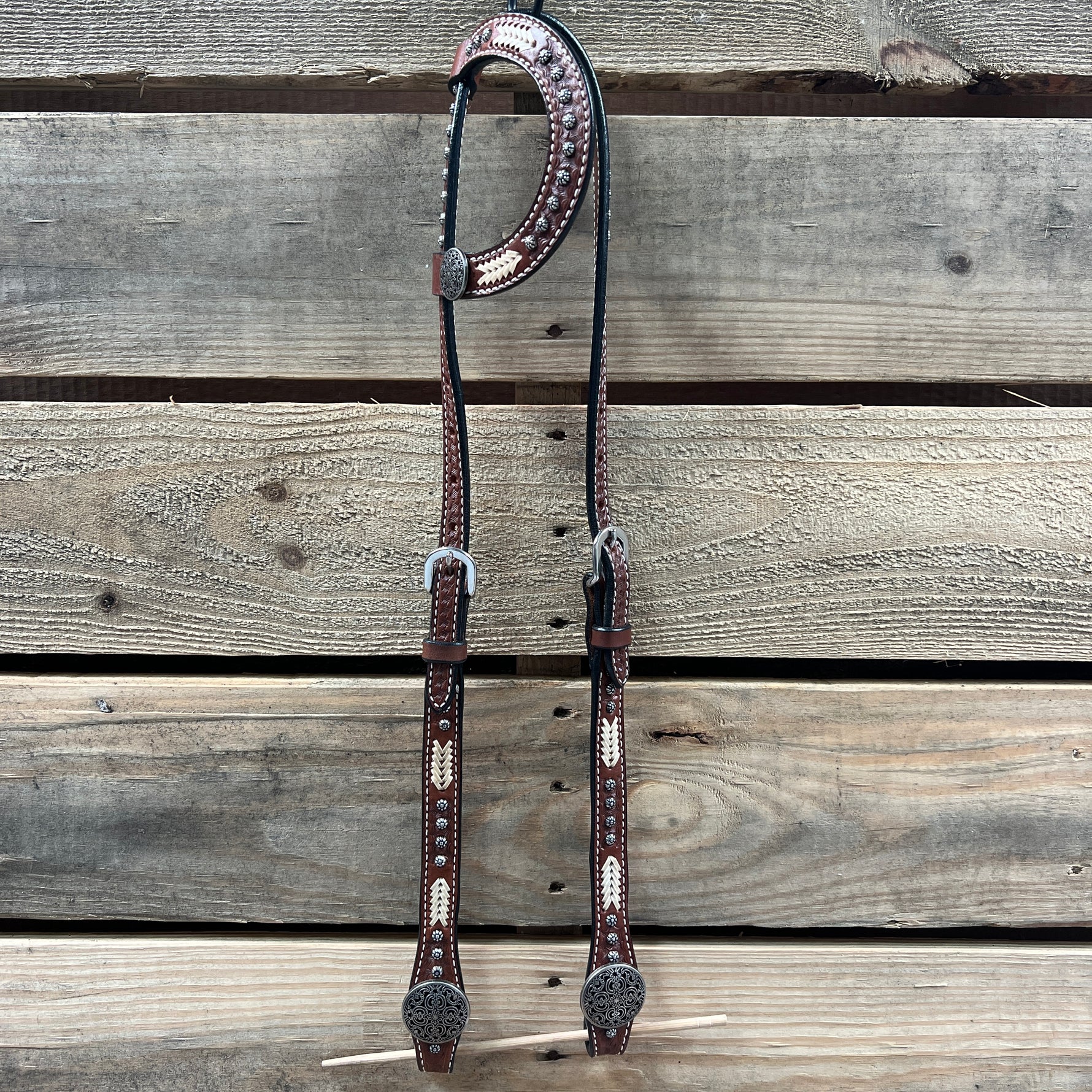 Rawhide Antique Silver Engraved Floral Western Conchos One Ear and Breastcollar Tack Set #OEBC632