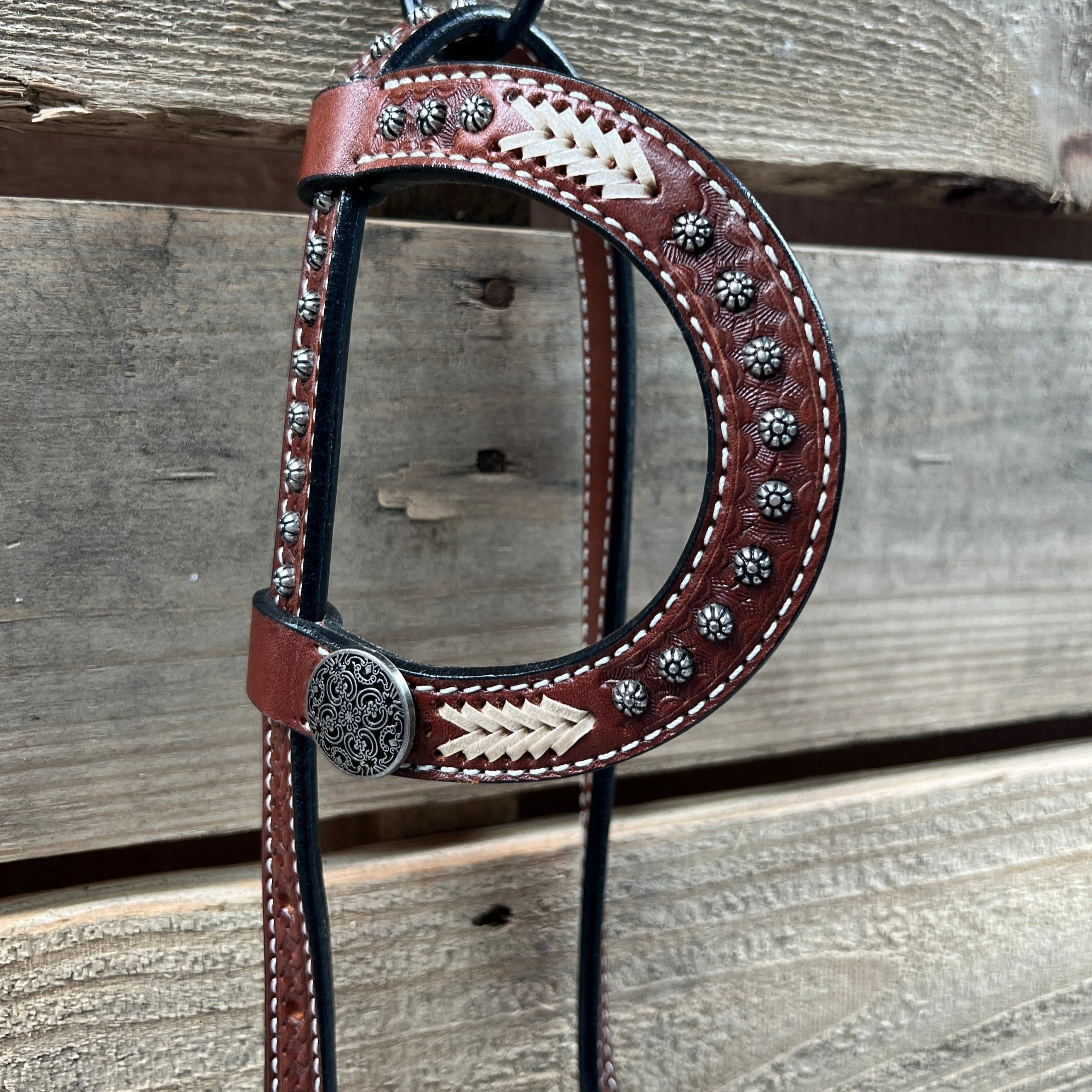Rawhide Antique Silver Engraved Floral Western Conchos One Ear and Breastcollar Tack Set #OEBC632