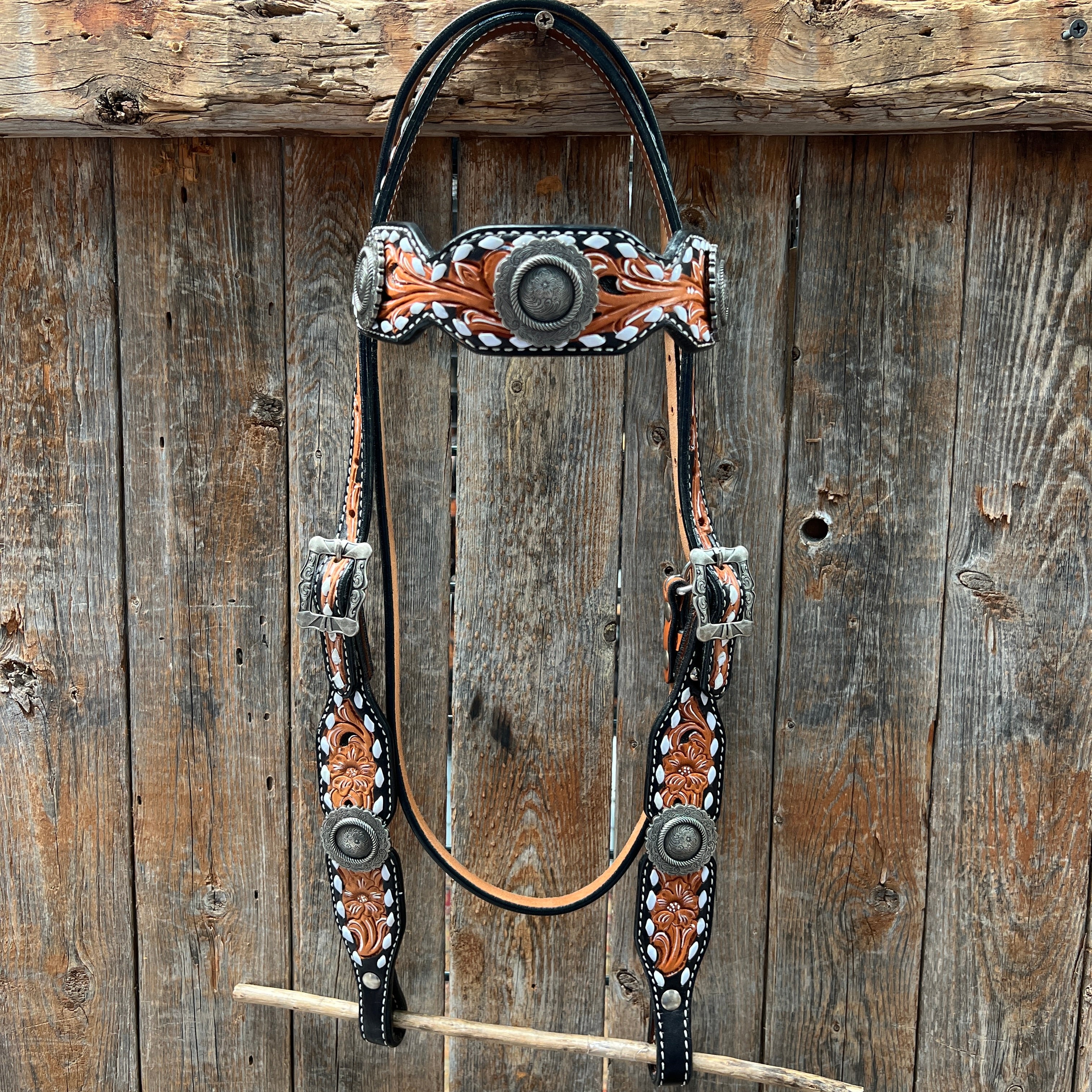 Classic Antique Silver Browband/One Ear Tack Set  #BBBC636