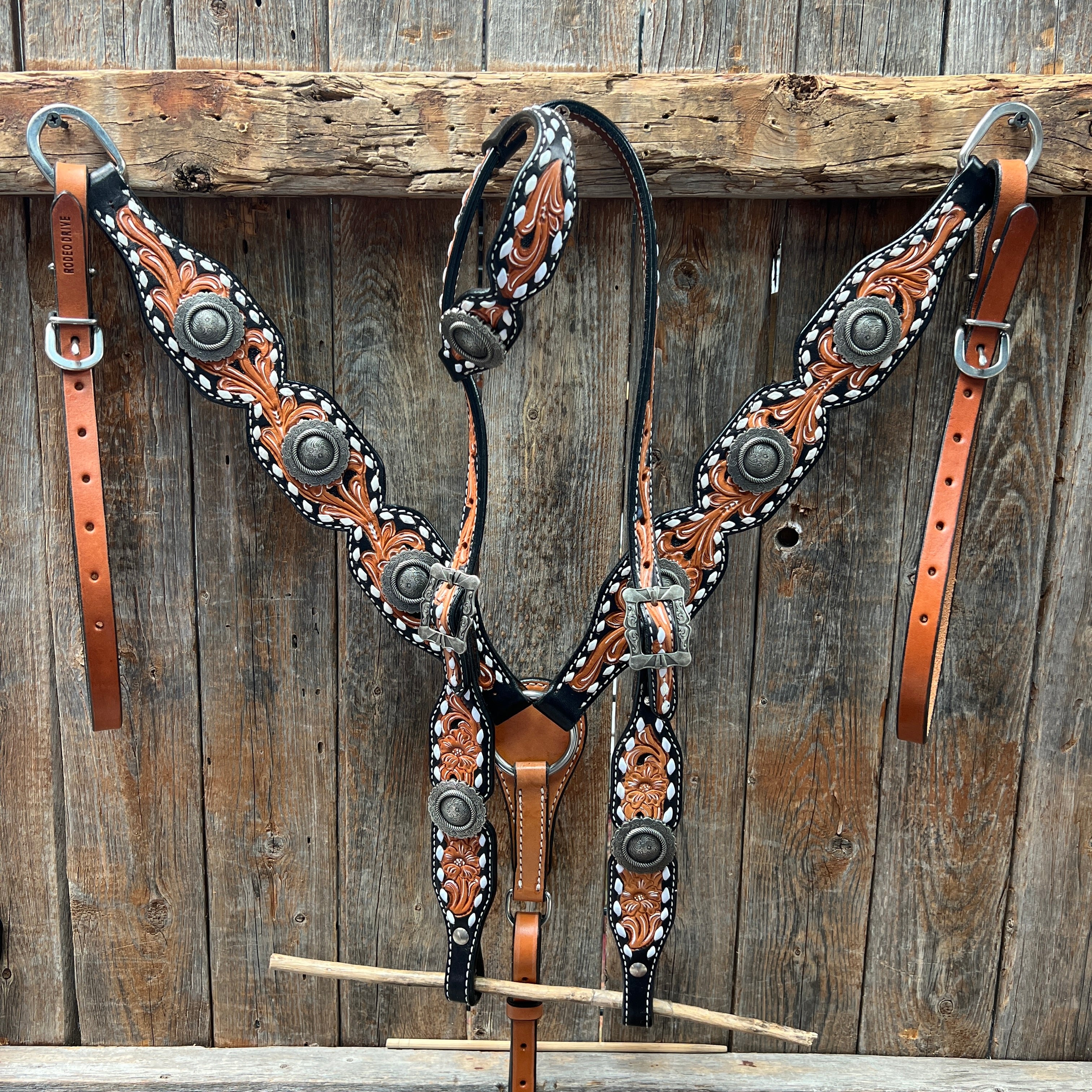 Classic Antique Silver Browband/One Ear Tack Set  #BBBC636