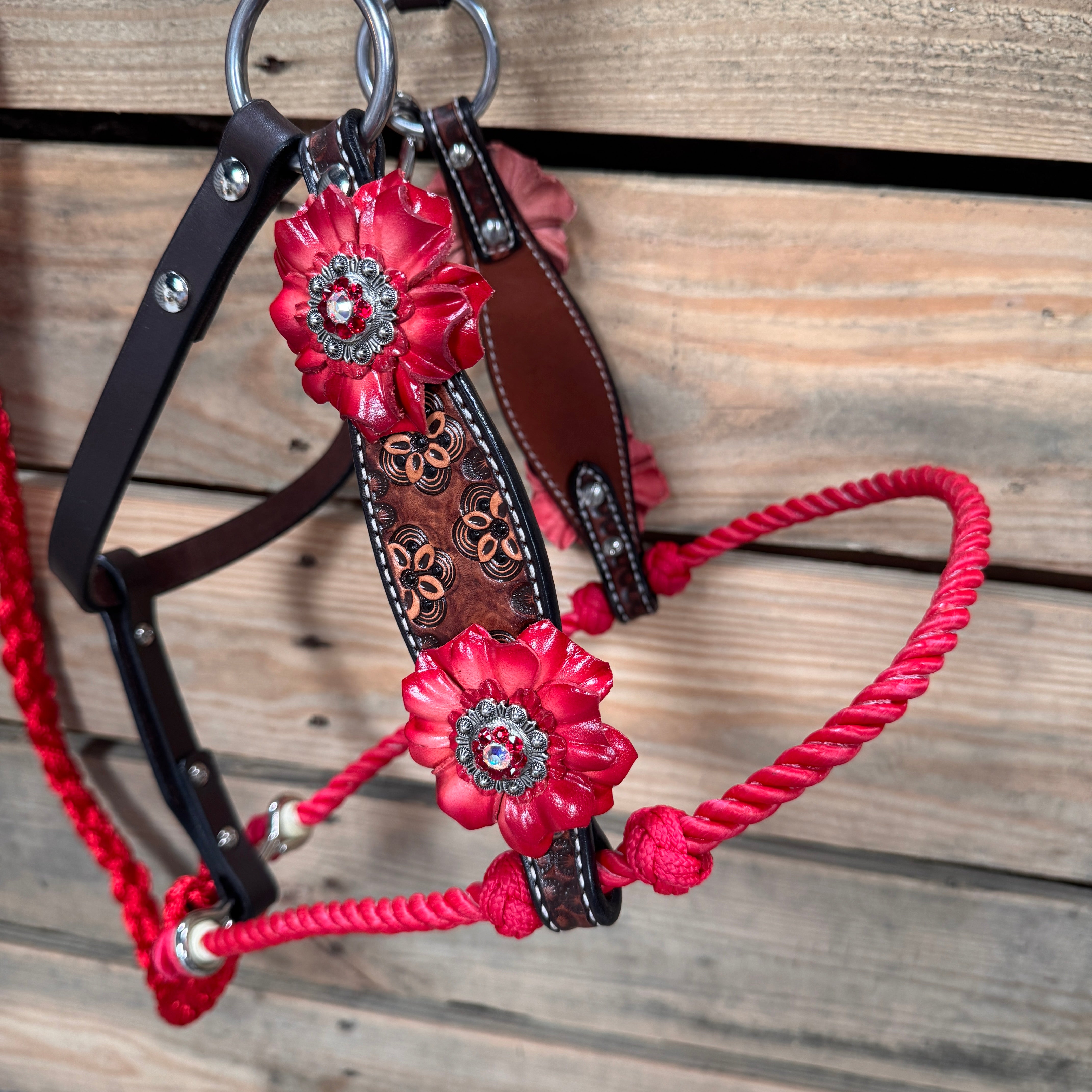 Floral Tooled Lariat & Leather Combo Halter #LH112