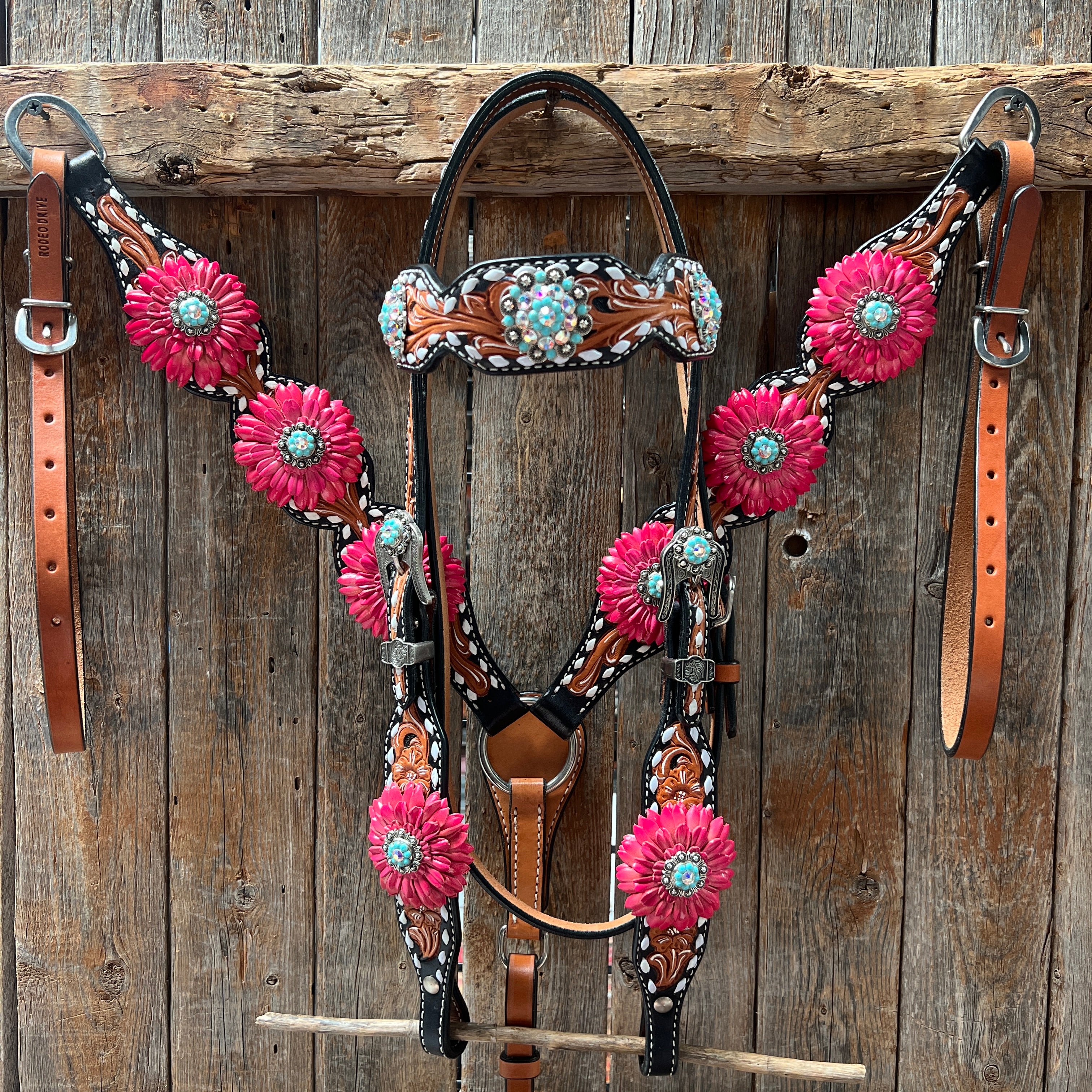 Classic Pink Daisies  Browband/One Ear Tack Set #BBBC114