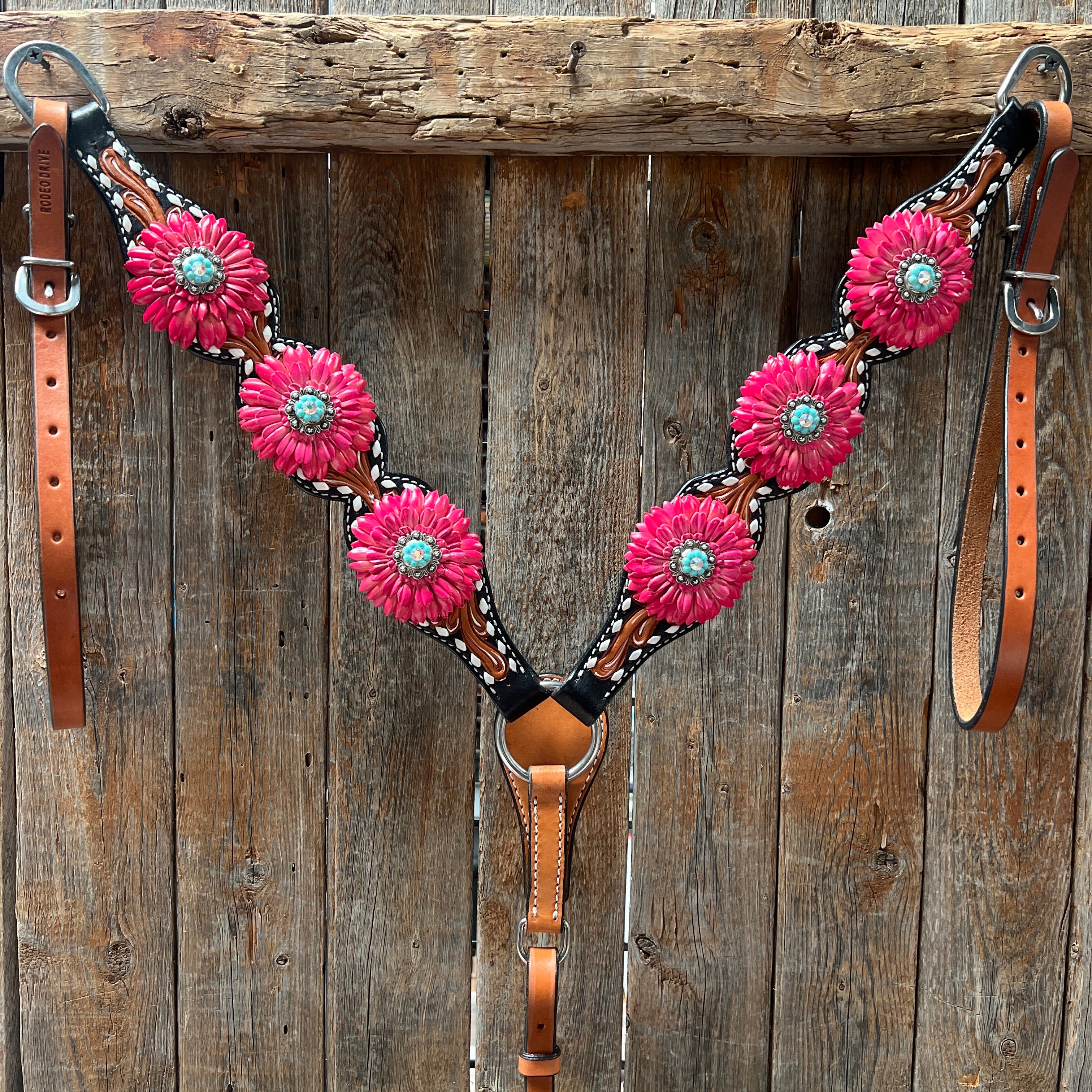 Classic Pink Daisies  Browband/One Ear Tack Set #BBBC114