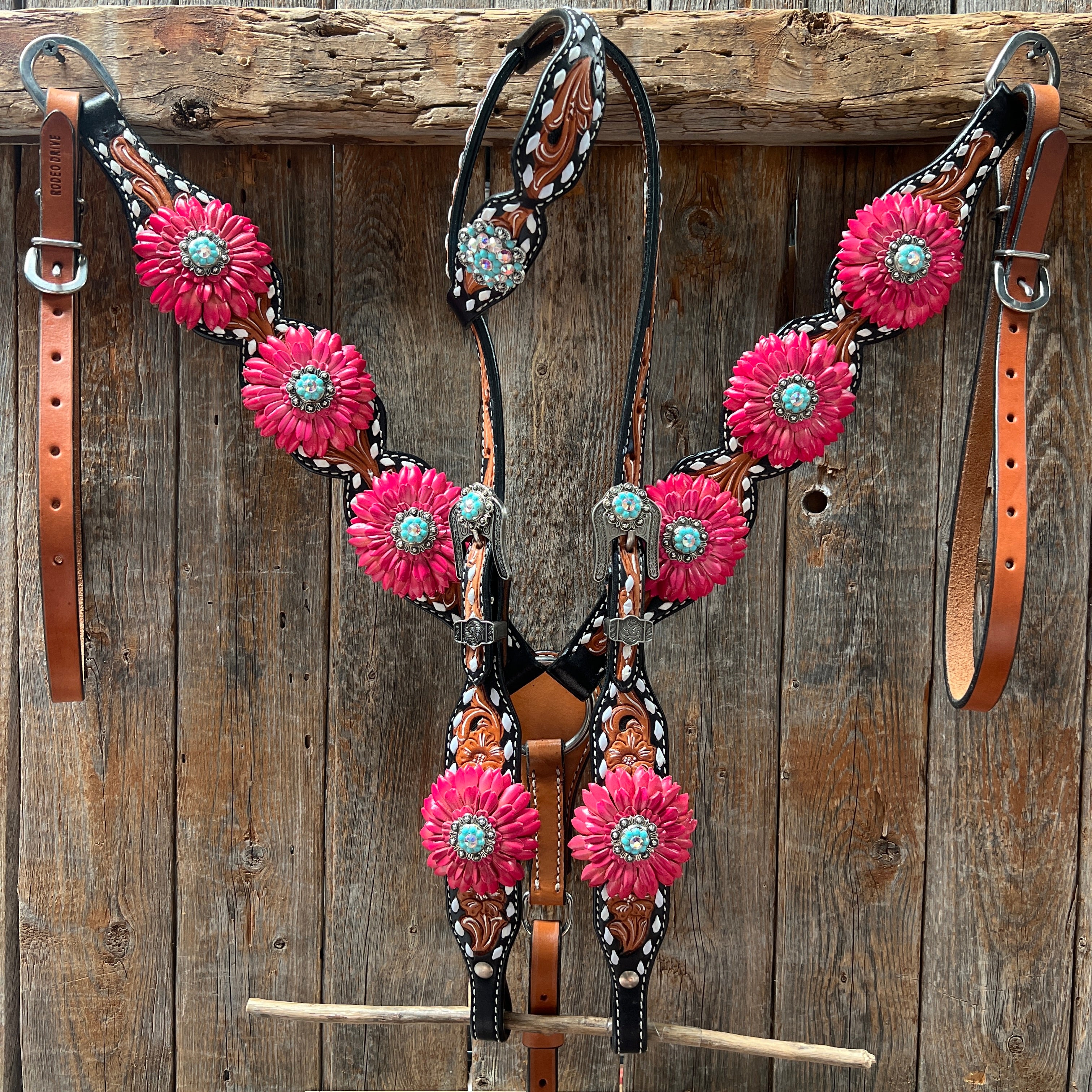 Classic Pink Daisies  Browband/One Ear Tack Set #BBBC114