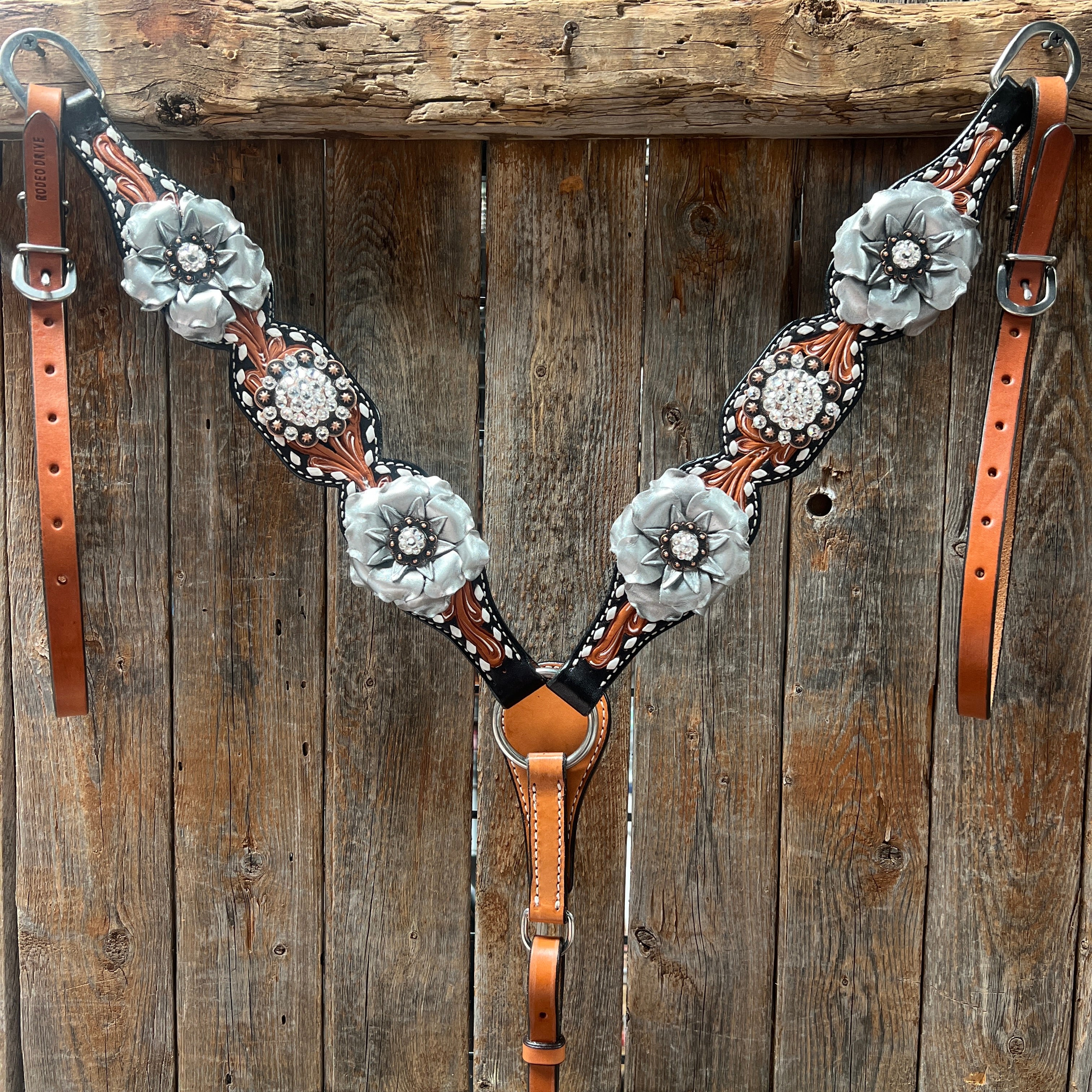 Classic Style Buckstitch Browband/One Ear Headstall & Breastcollar Tack Set BBBC406