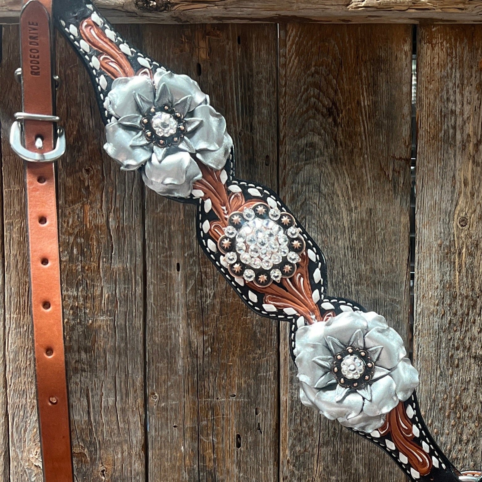 Classic Style Buckstitch Browband/One Ear Headstall & Breastcollar Tack Set BBBC406