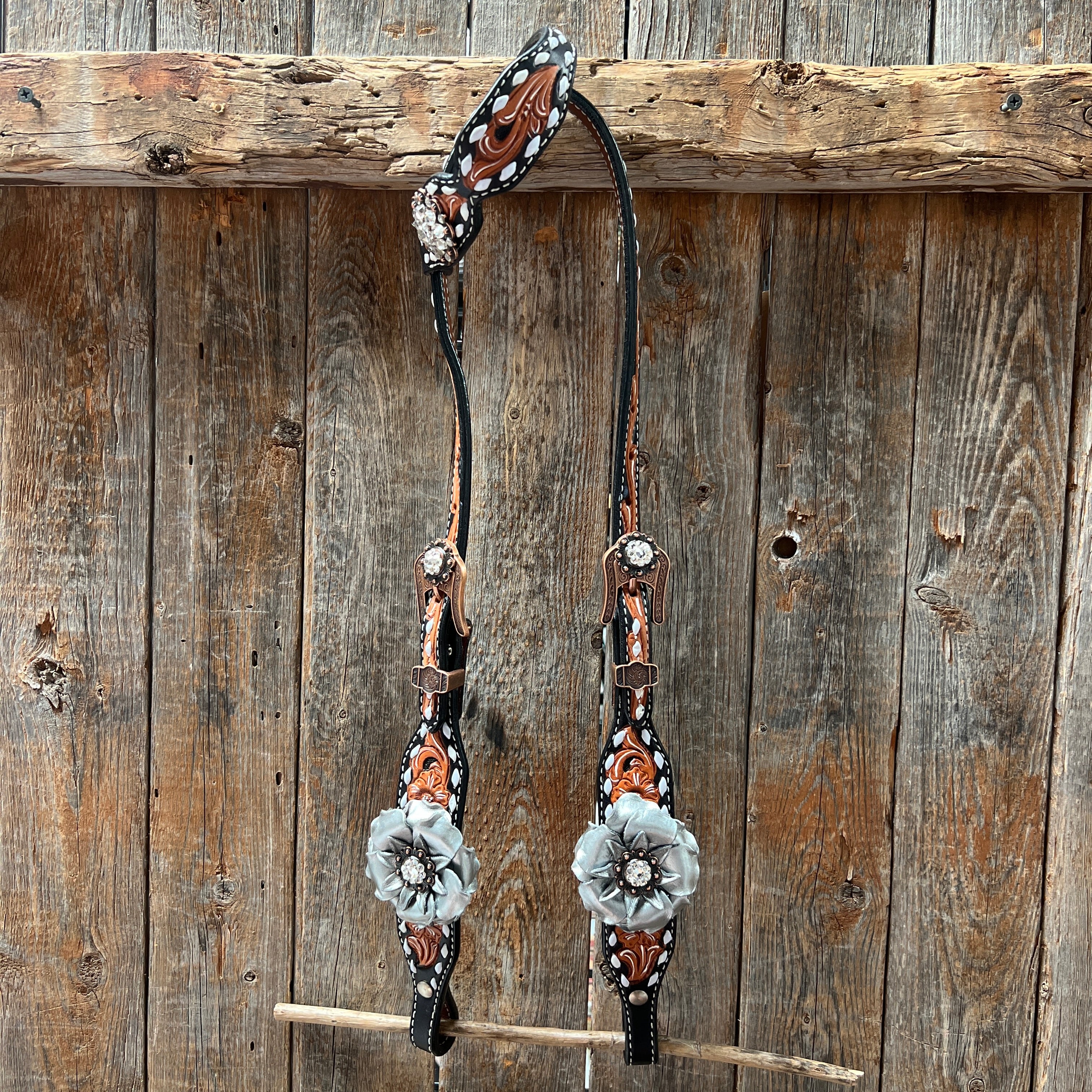 Classic Style Buckstitch Browband/One Ear Headstall & Breastcollar Tack Set BBBC406