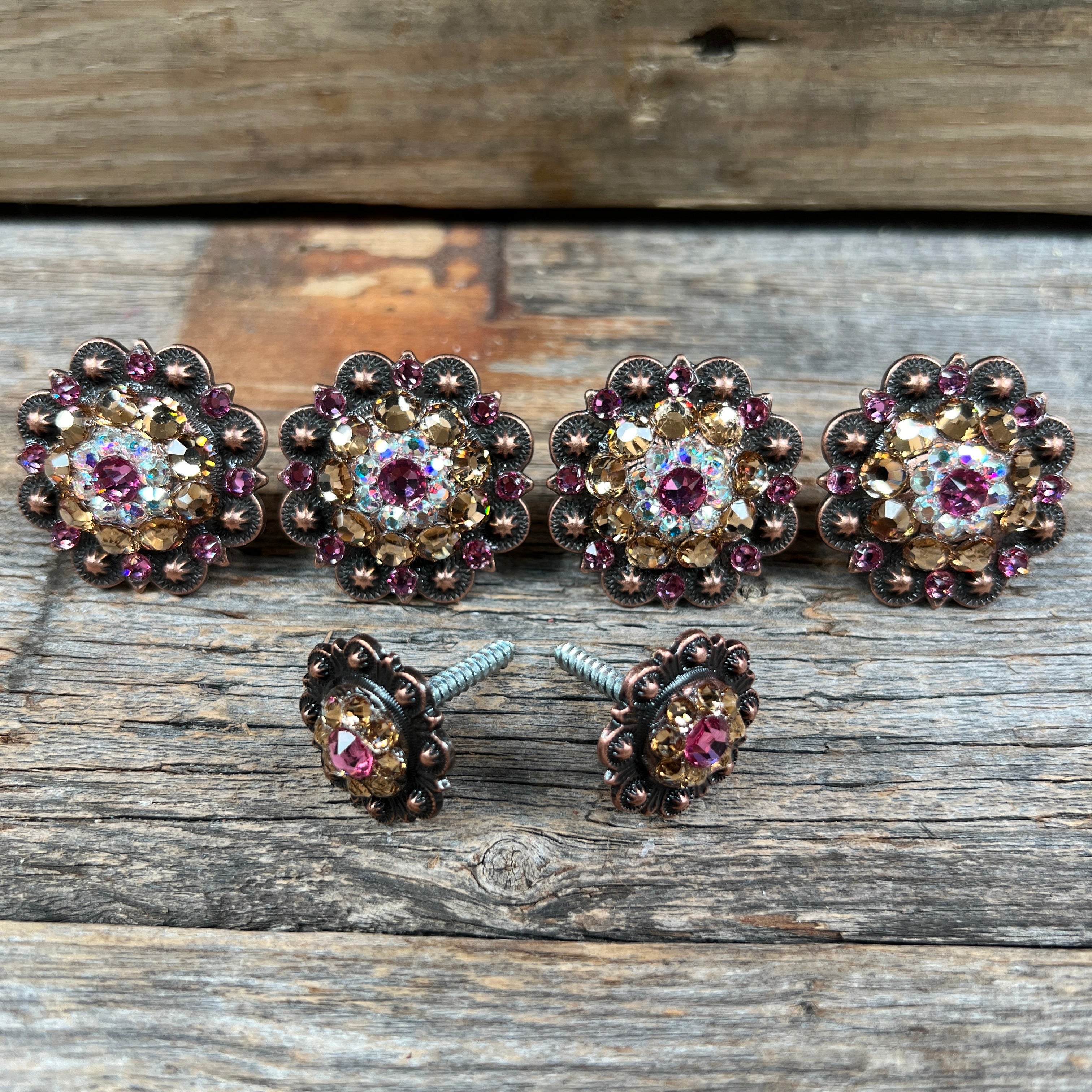 Copper Pink AB & Champagne Saddle Conchos
