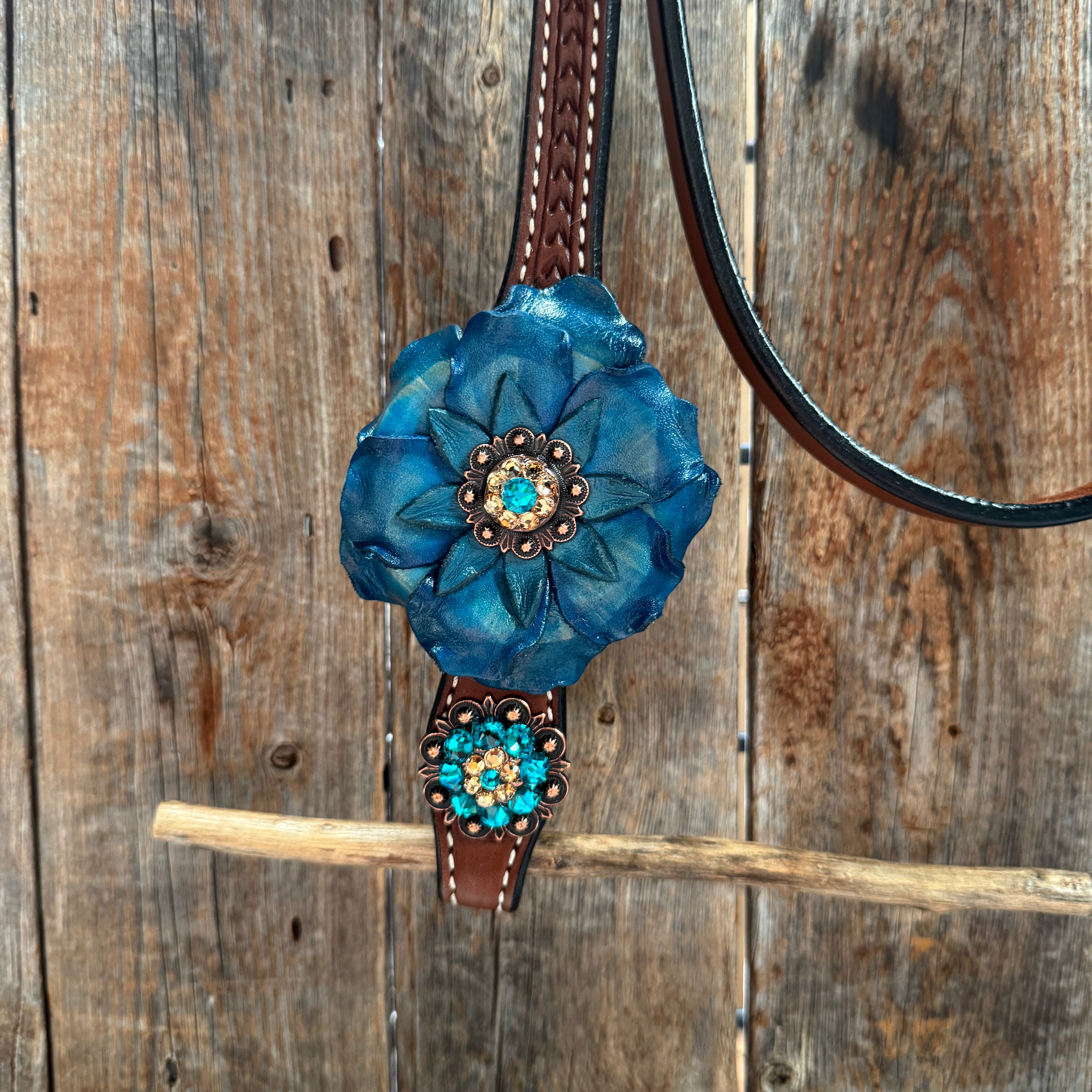 Medium Oil Basketweave Teal, Champagne Browband/One Ear Tack Set  #BBBC671