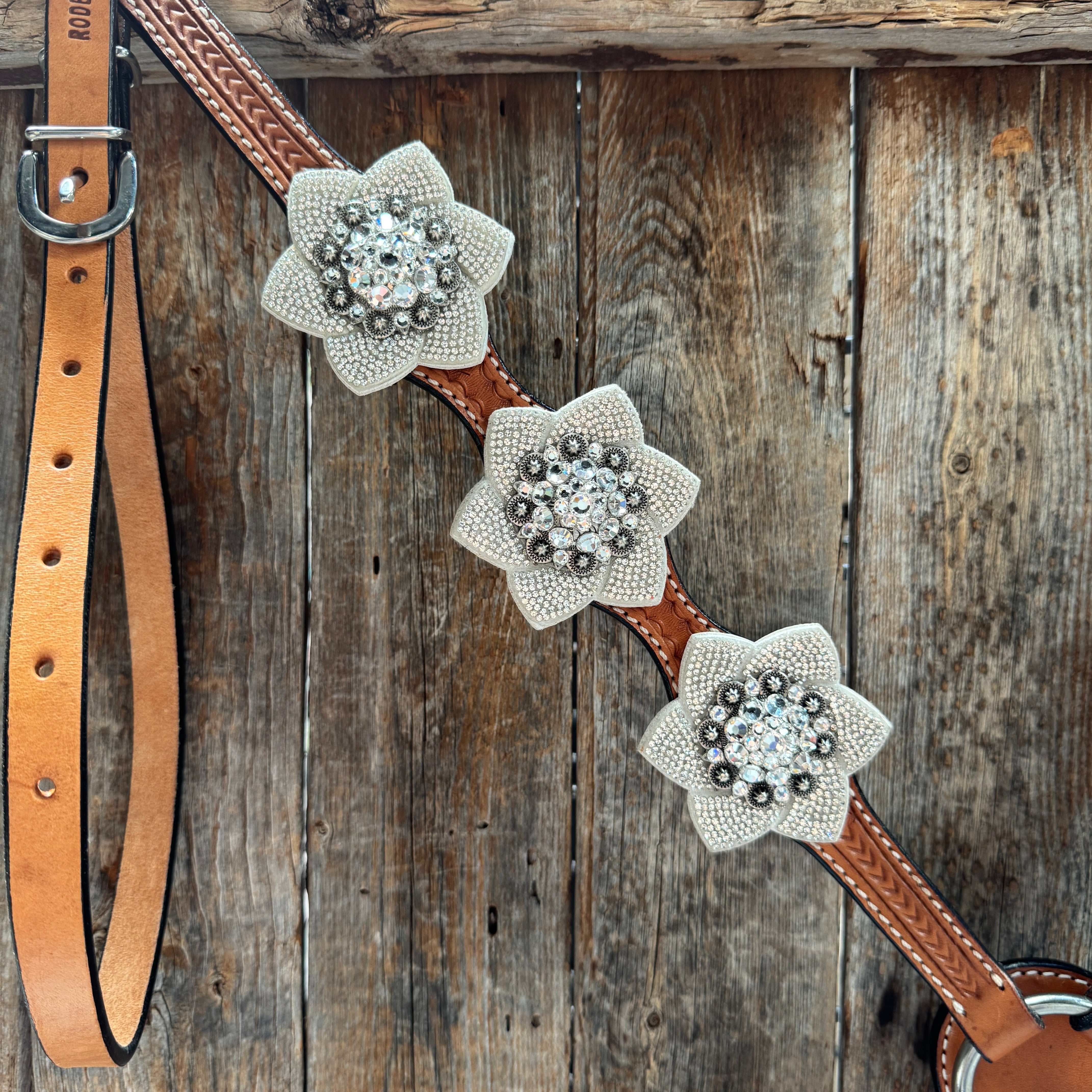 Light Oil Basketweave  Clear One Ear Tack Set  #OEBC674