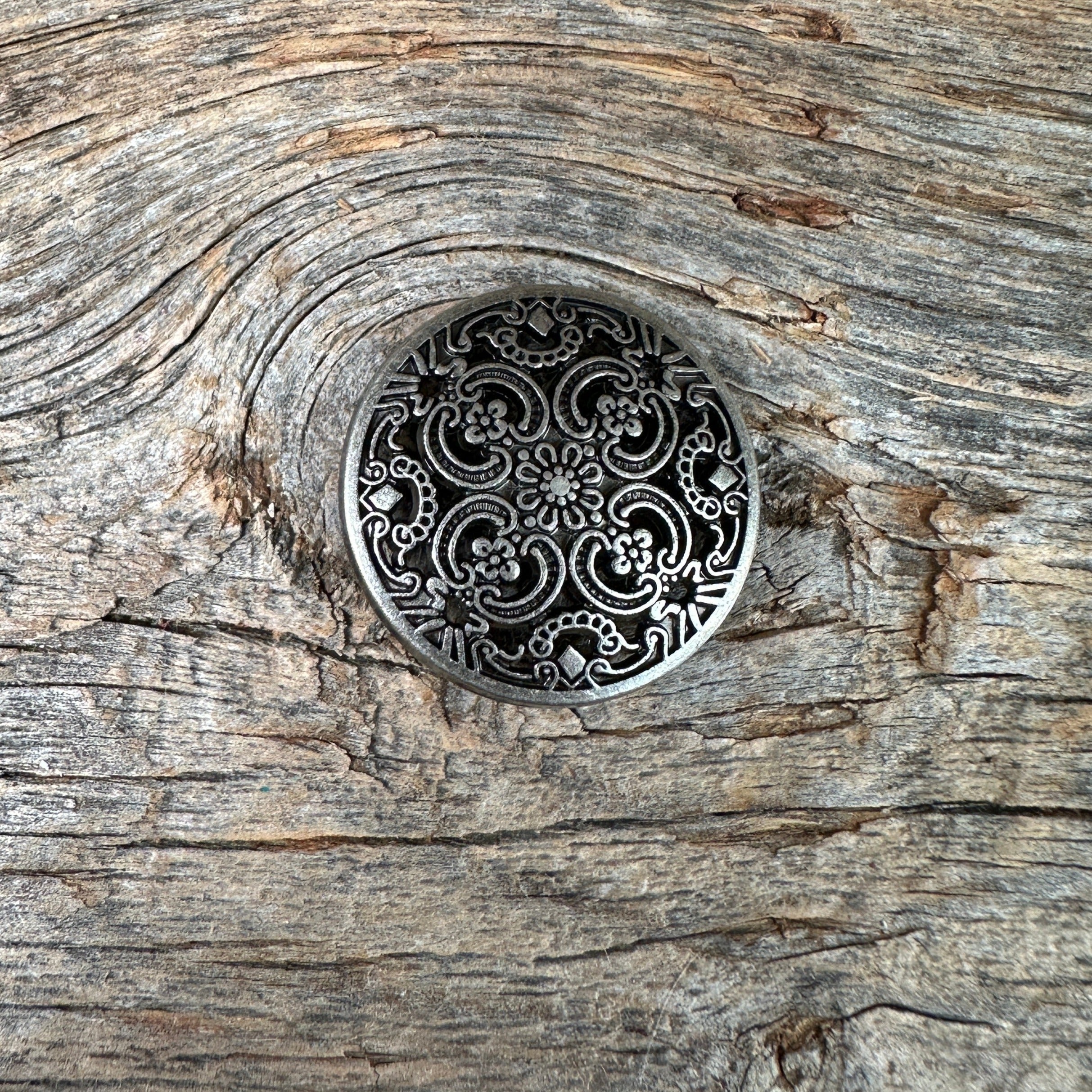 Antique Silver Floral Engraved Concho 1"  W225S