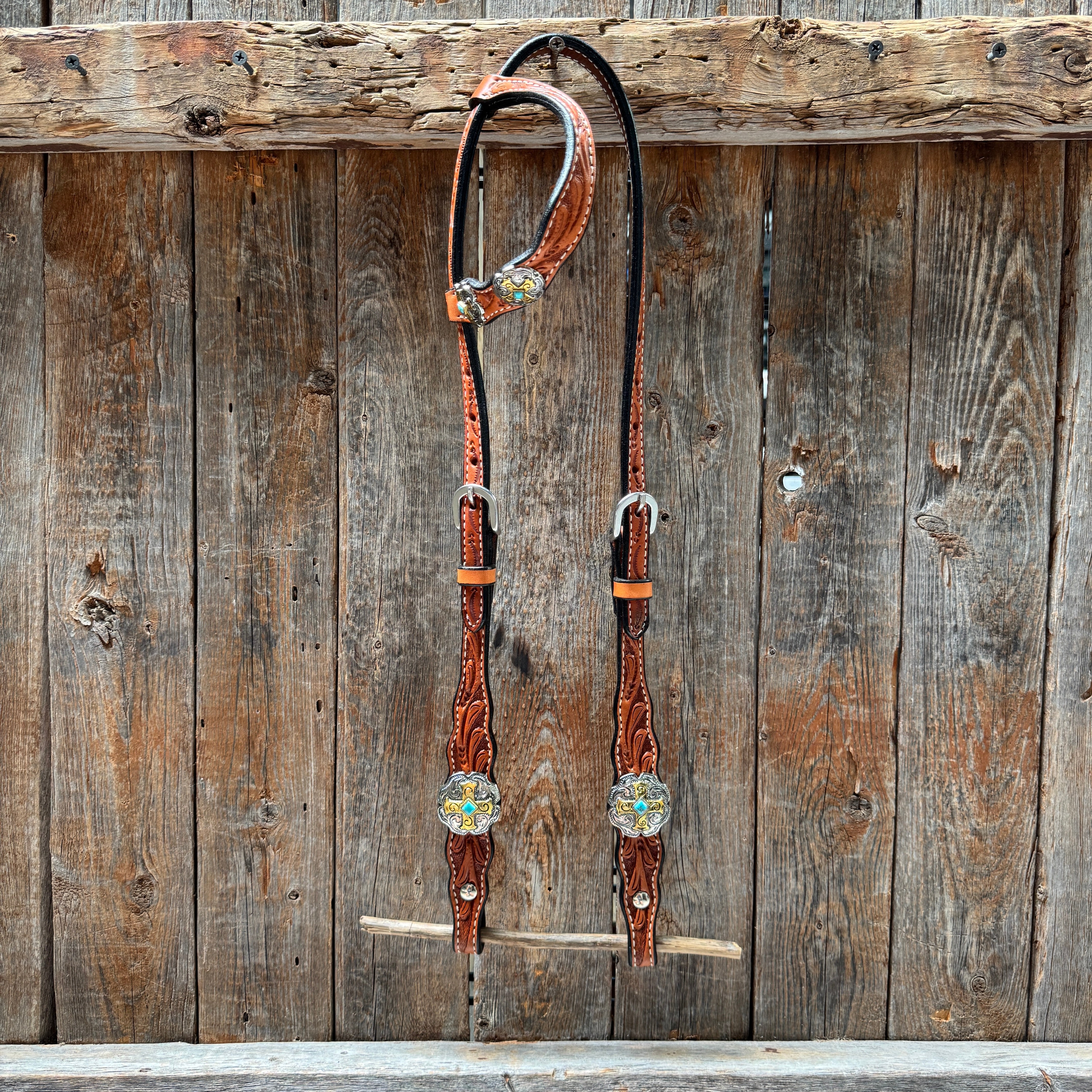 Light Oil Floral Gold Cross, Turquoise Browband/One Ear Breastcollar Tack Set #BBBC676
