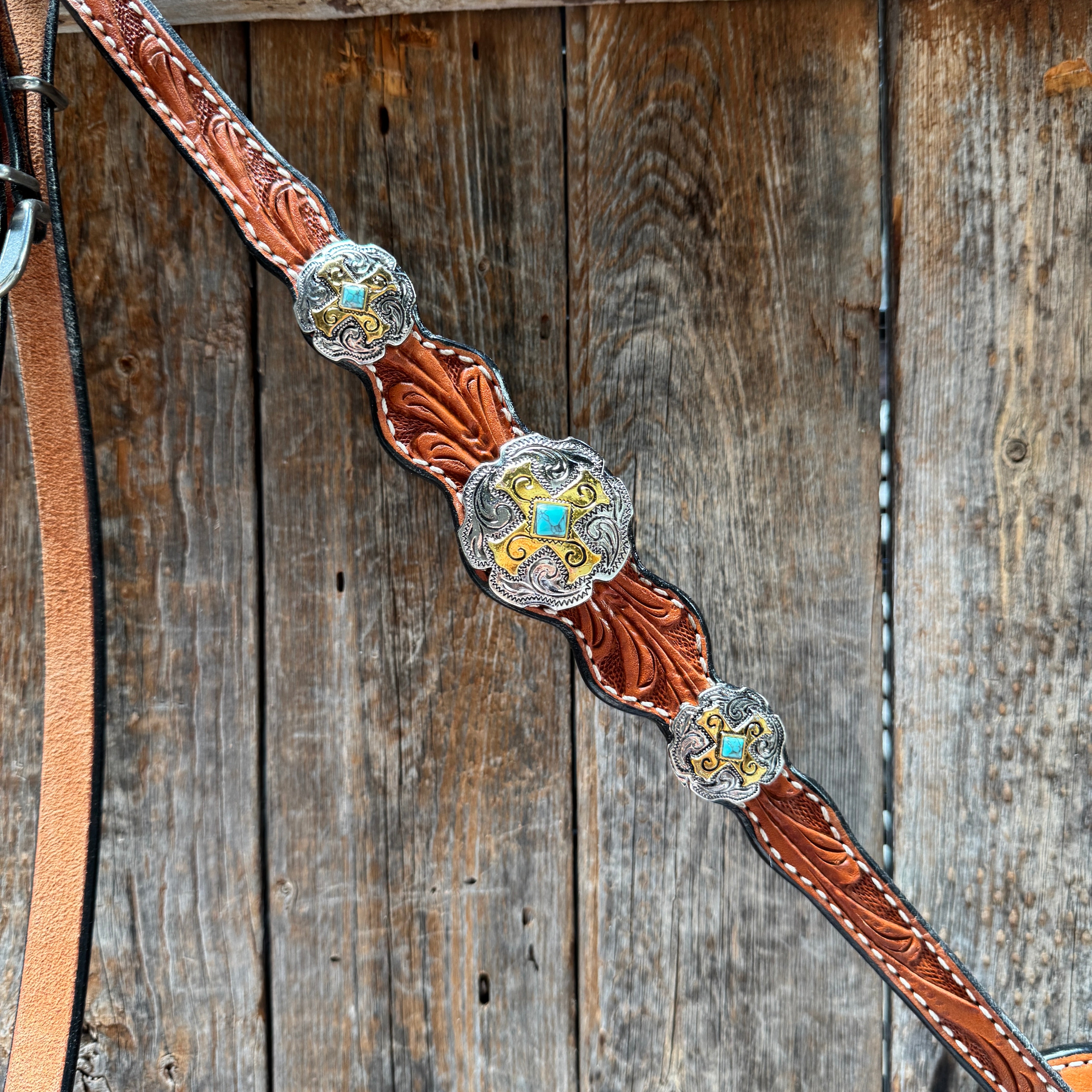 Light Oil Floral Gold Cross, Turquoise Browband/One Ear Breastcollar Tack Set #BBBC676