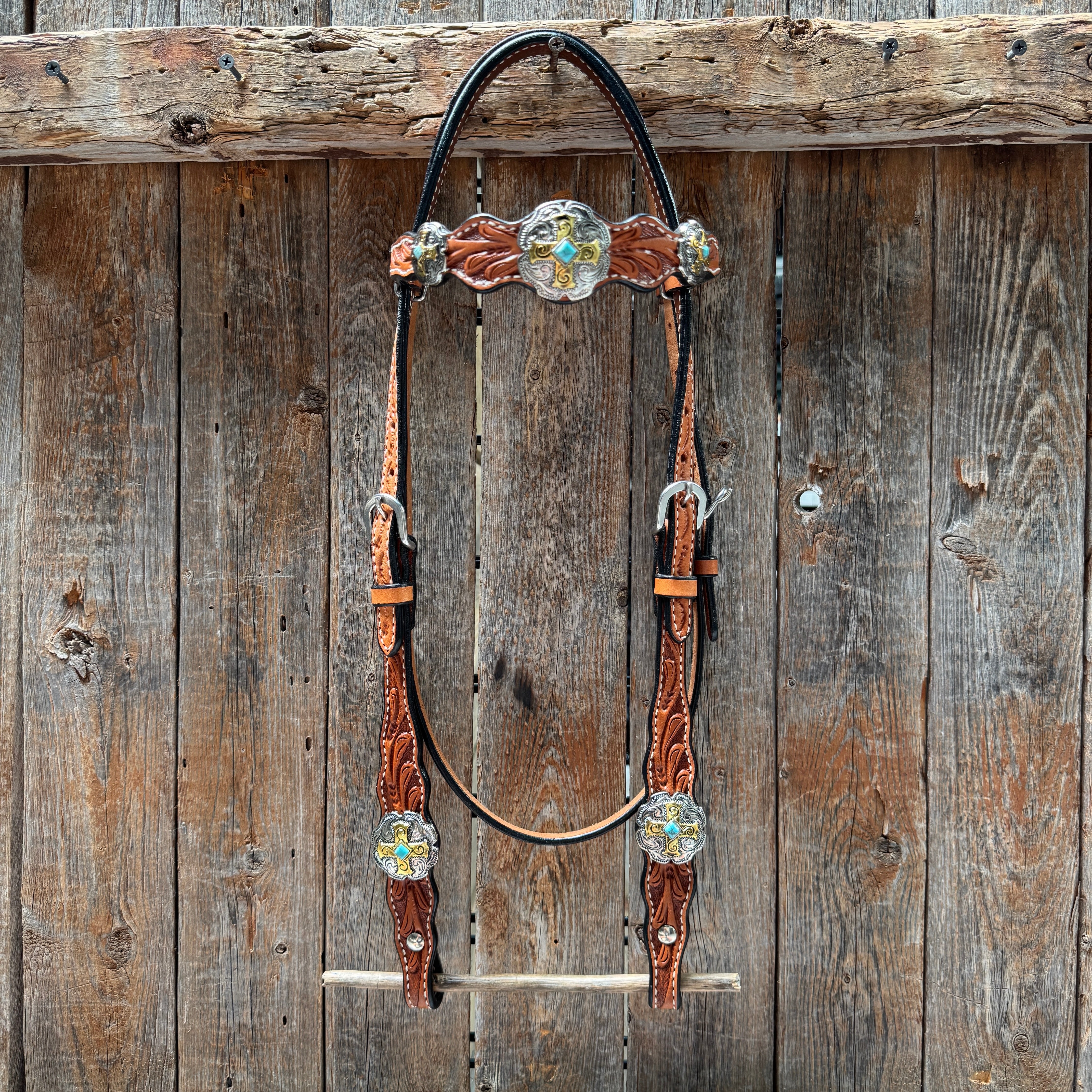 Light Oil Floral Gold Cross, Turquoise Browband/One Ear Breastcollar Tack Set #BBBC676