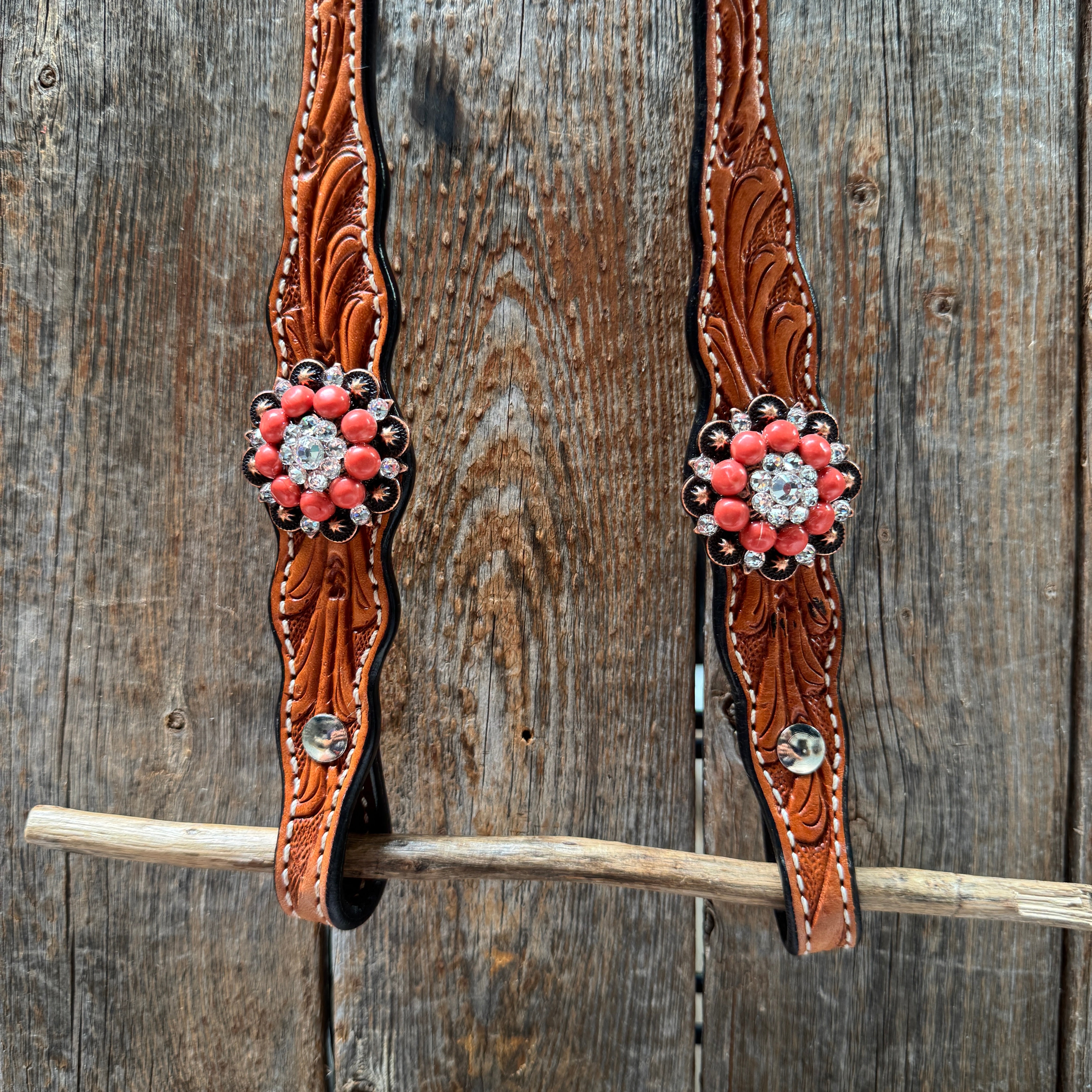 Light Oil Floral Coral, Clear One Ear & Breastcollar Tack Set #OEBC675