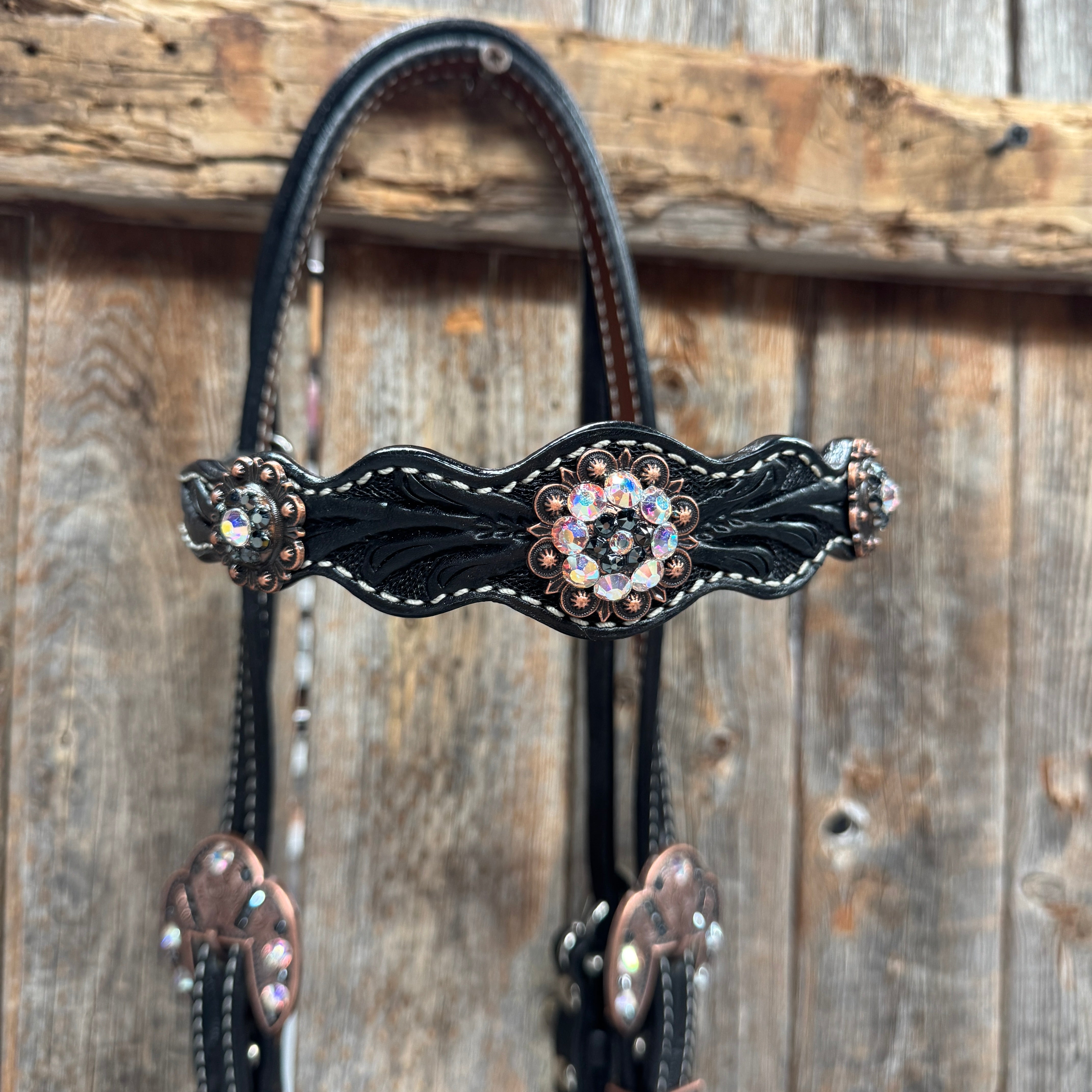 Black Oil Floral Jet and Stars Browband/One Ear Breastcollar Tack Set #BBBC679