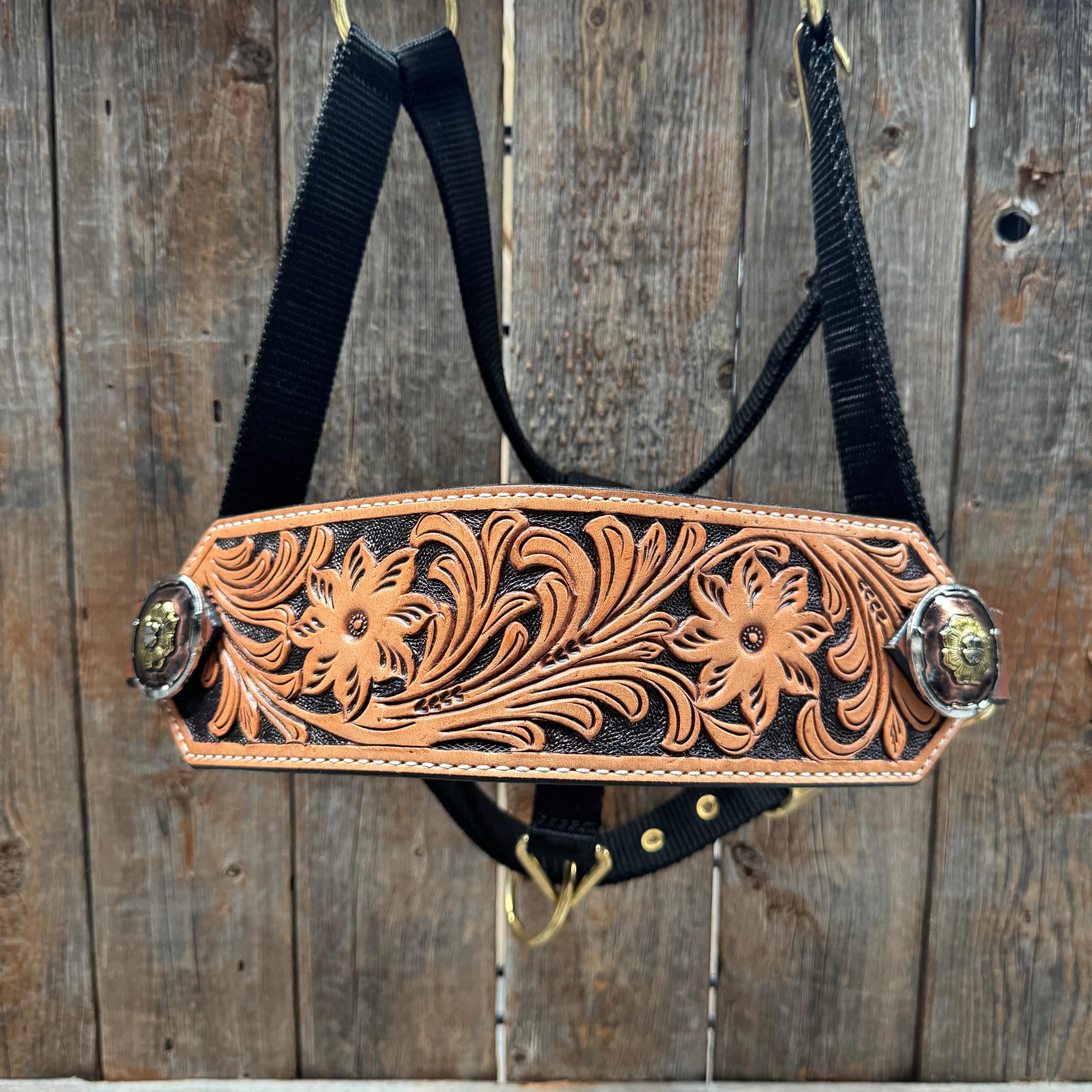 Black Nylon Horse Halter – Bronc Noseband with Western Conchos NH104