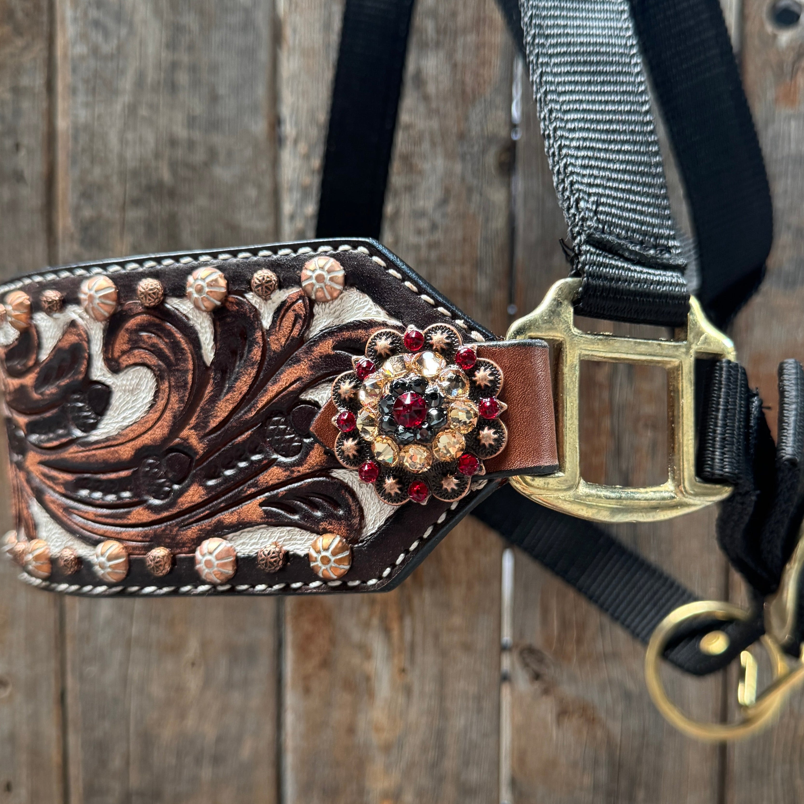 Black Nylon Horse Halter – Bronc Noseband with Crystal Conchos NH100